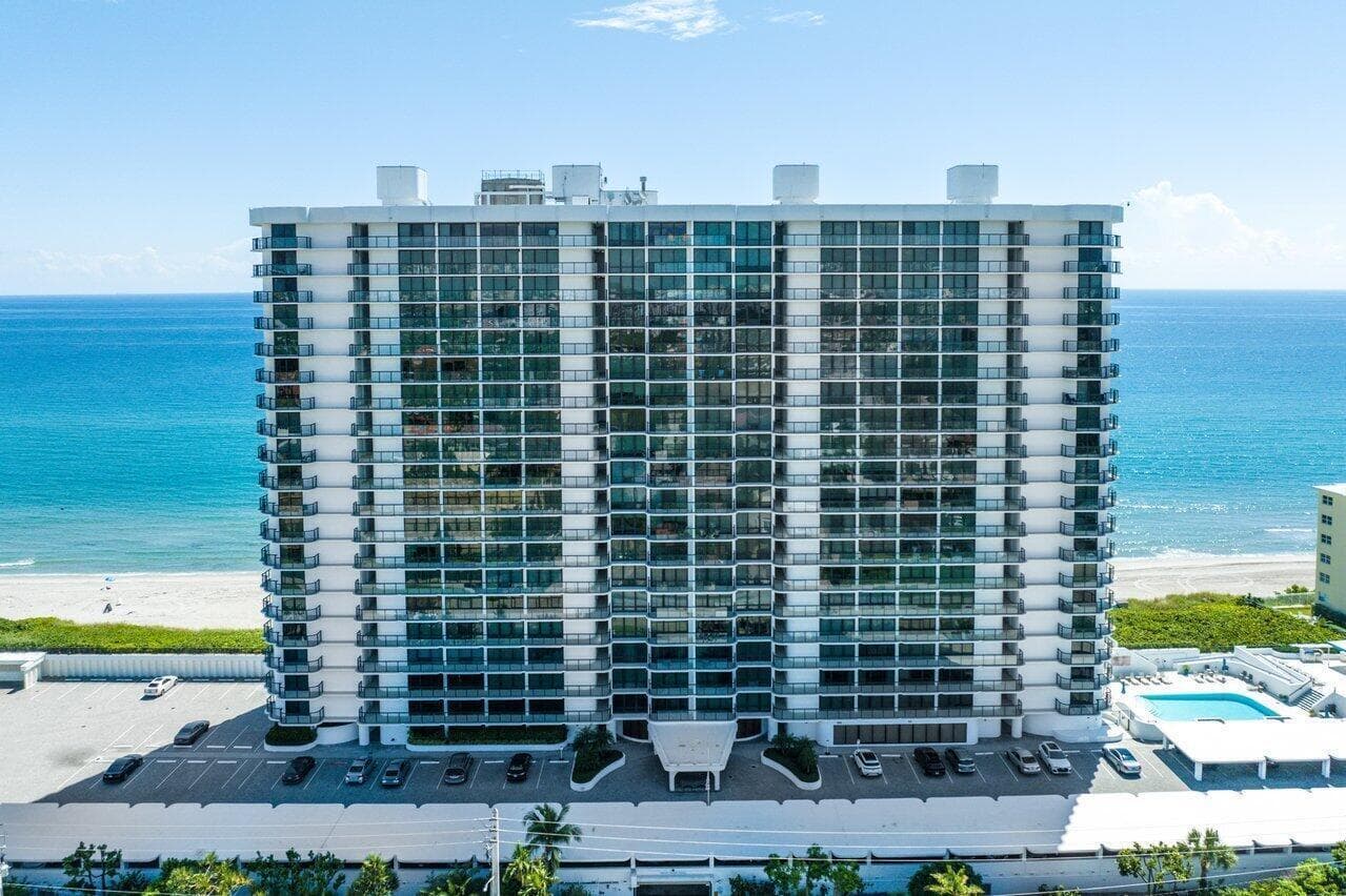 250 S Ocean Boulevard 6f photo 1