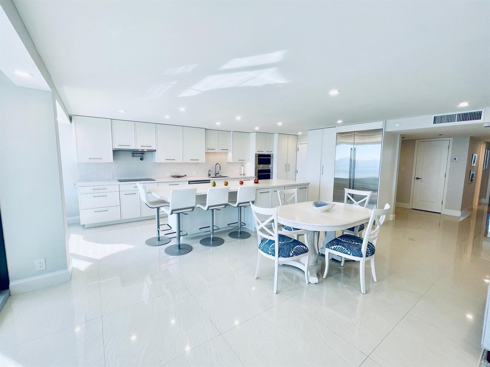 250 S Ocean Boulevard 6f photo 15