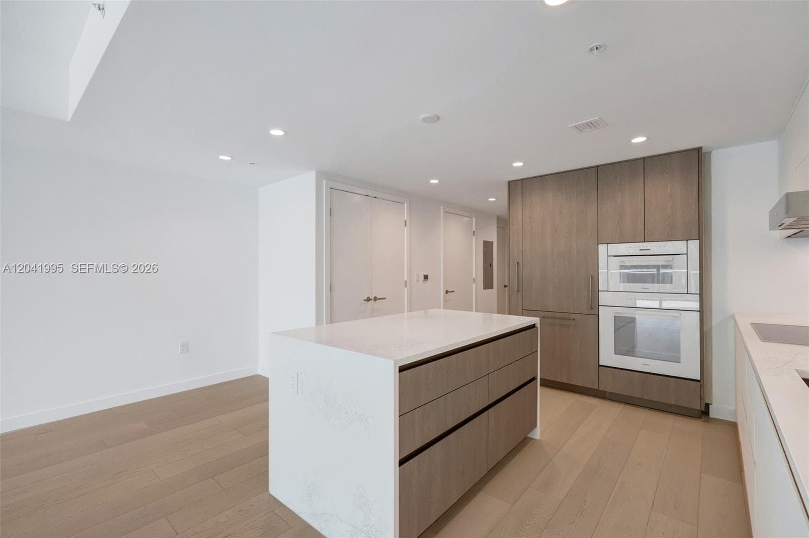 9221 E Bay Harbor Drive 210 photo 5