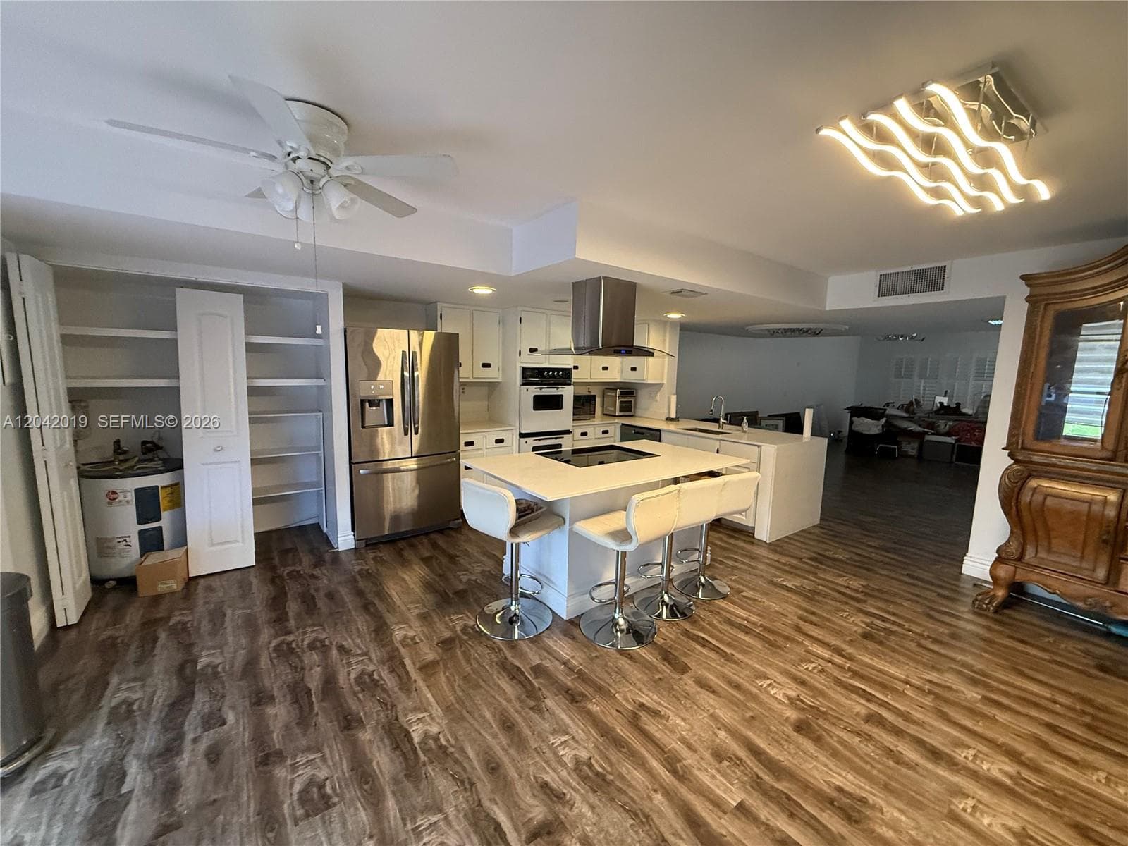 2606 NE 10 ST 2606 photo 1