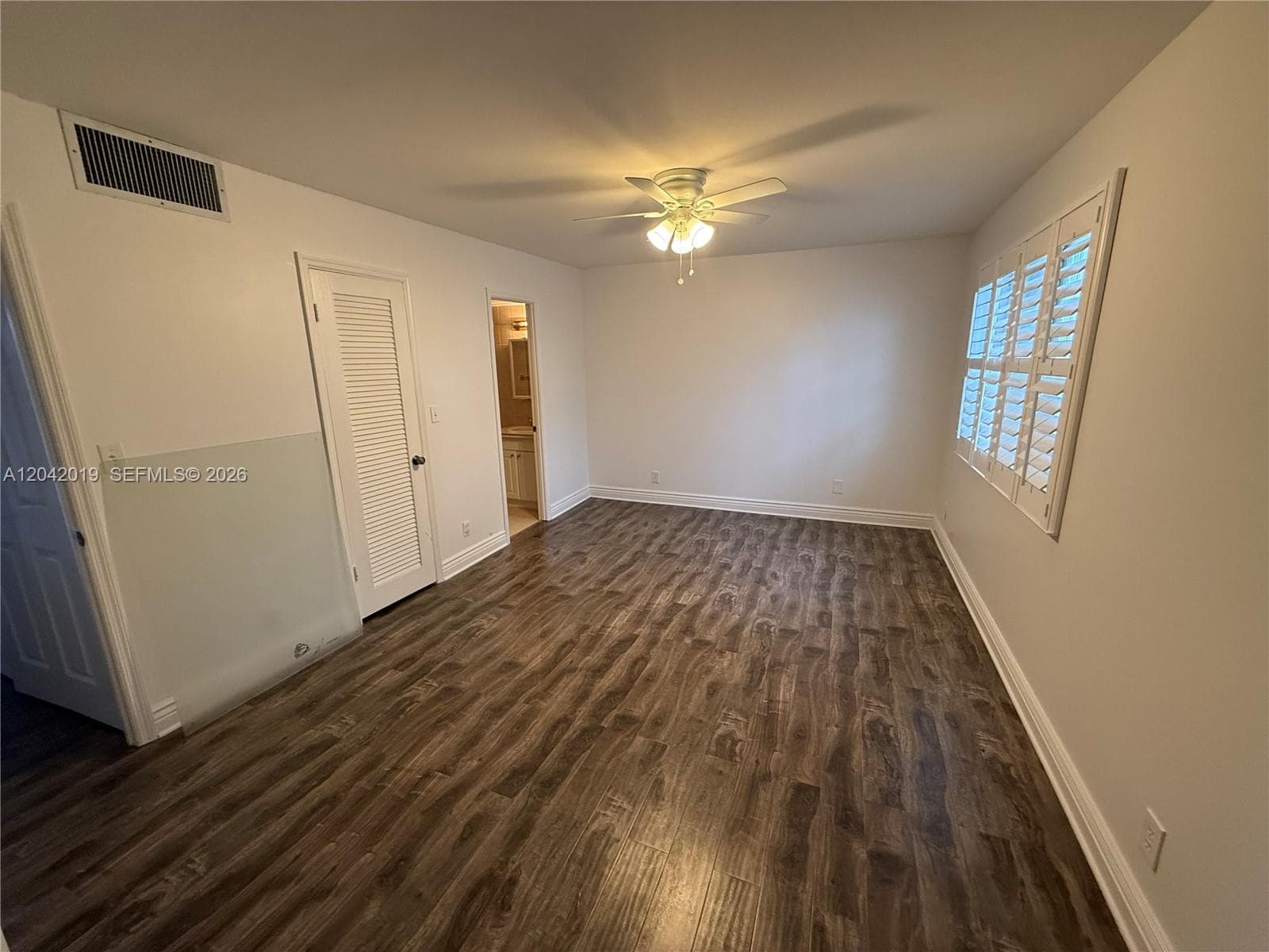 2606 NE 10 ST 2606 photo 5