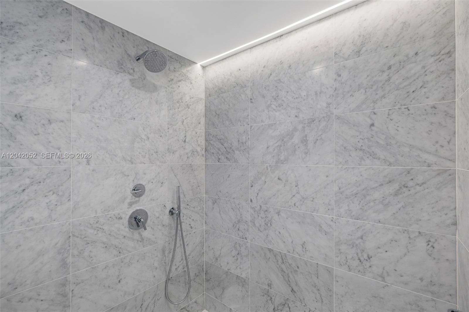 9221 E Bay Harbor Drive 210 photo 17