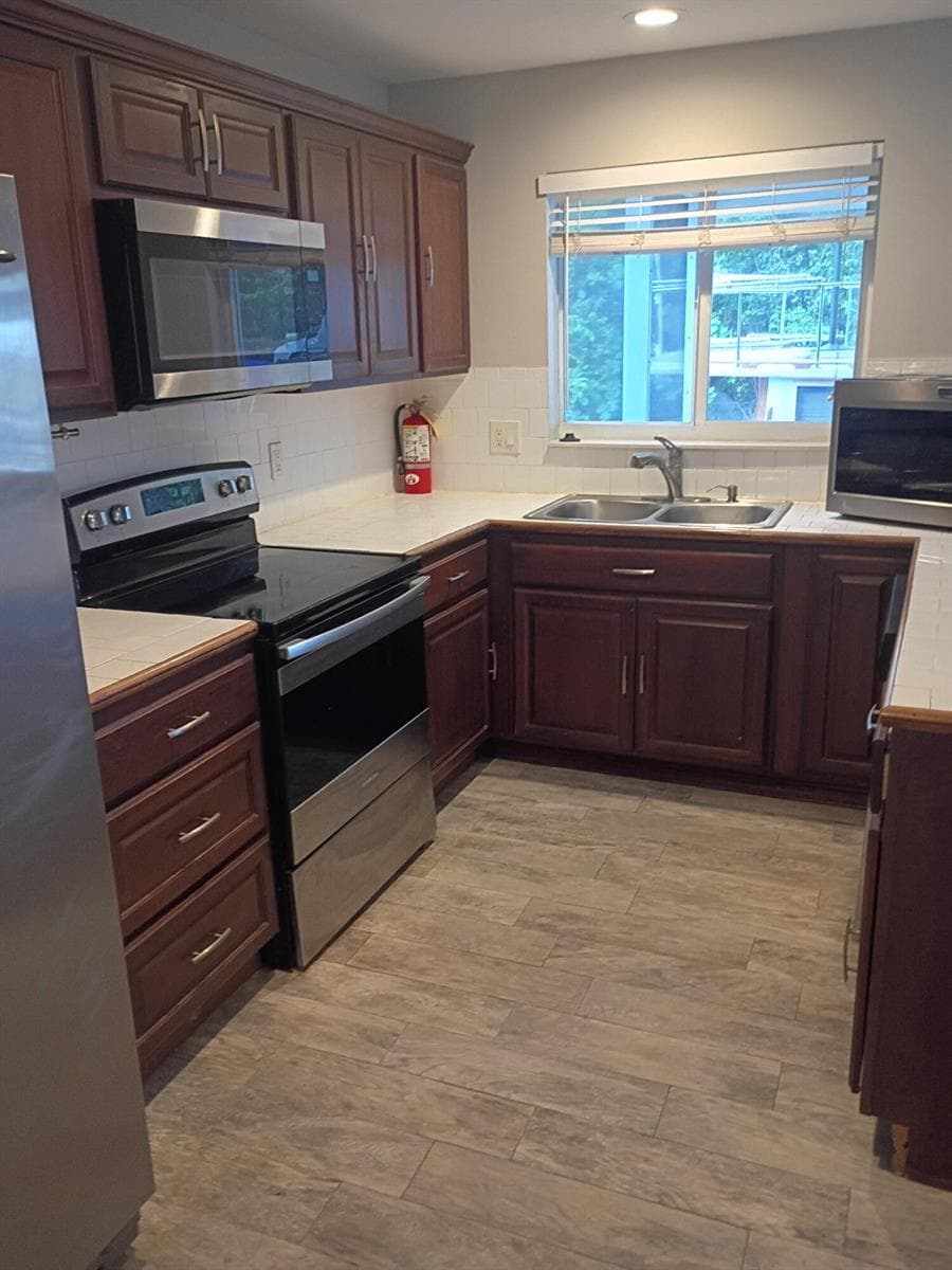 3071 SW 45th Street photo 10