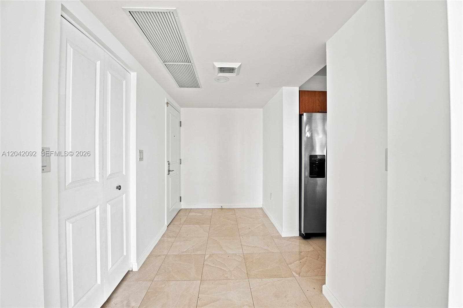 610 W Las Olas Blvd 1912N photo 6
