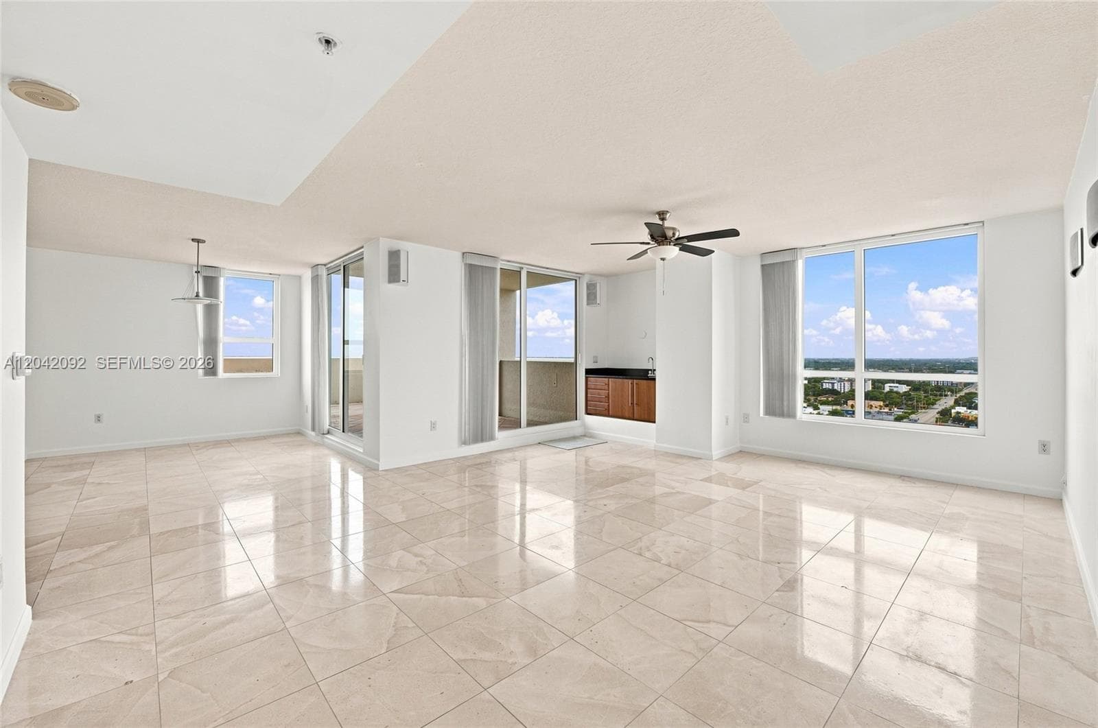 610 W Las Olas Blvd 1912N photo 17