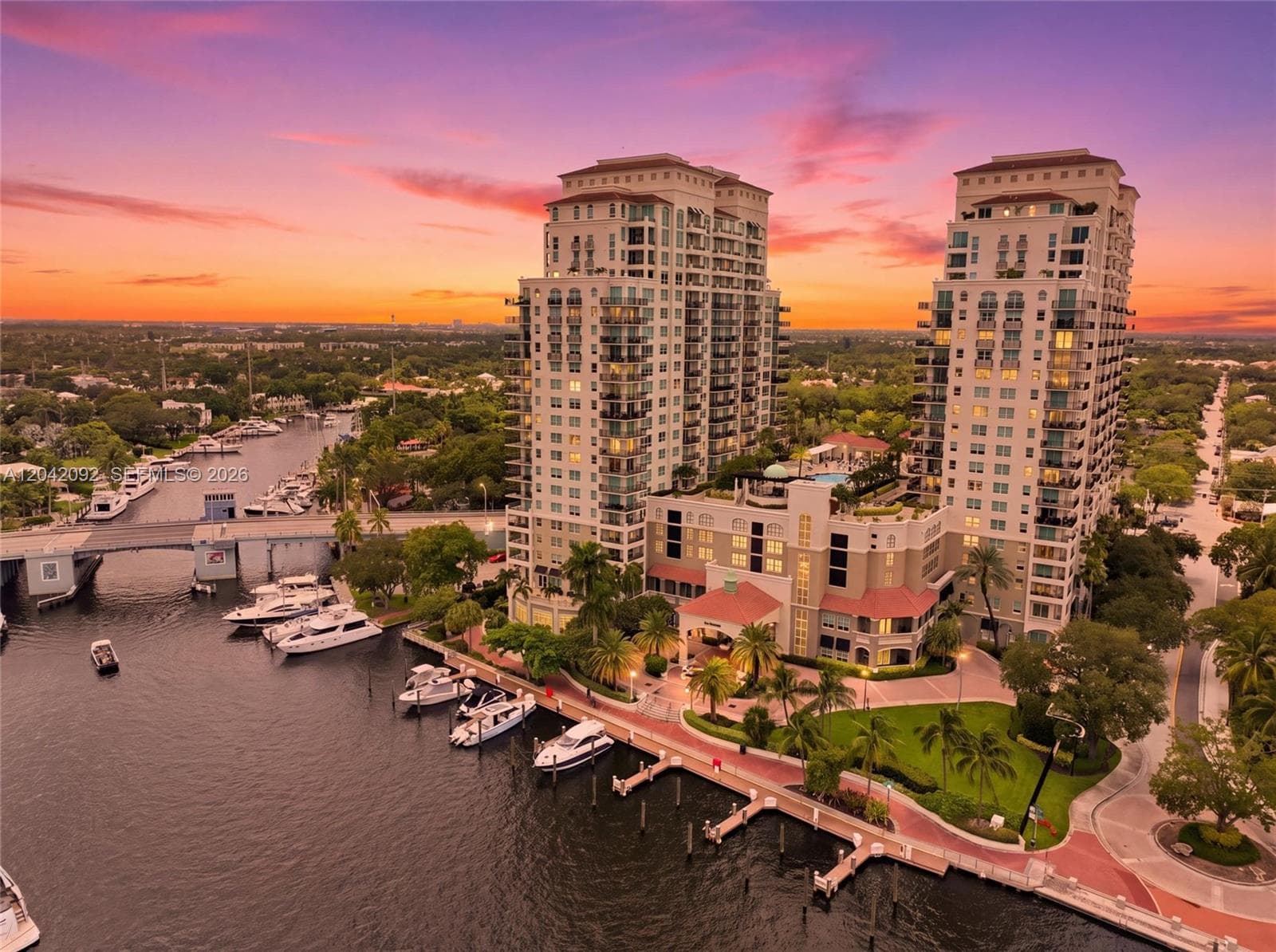 610 W Las Olas Blvd 1912N photo 1