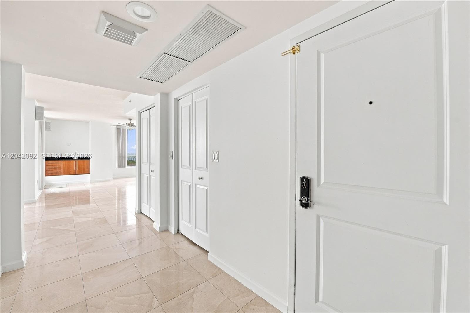 610 W Las Olas Blvd 1912N photo 5