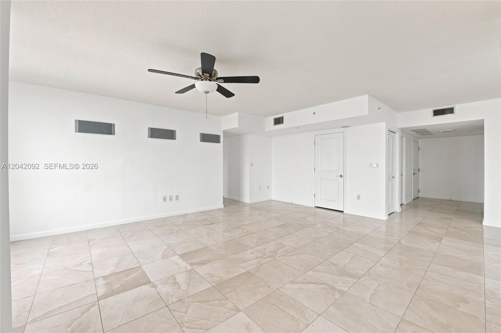 610 W Las Olas Blvd 1912N photo 19