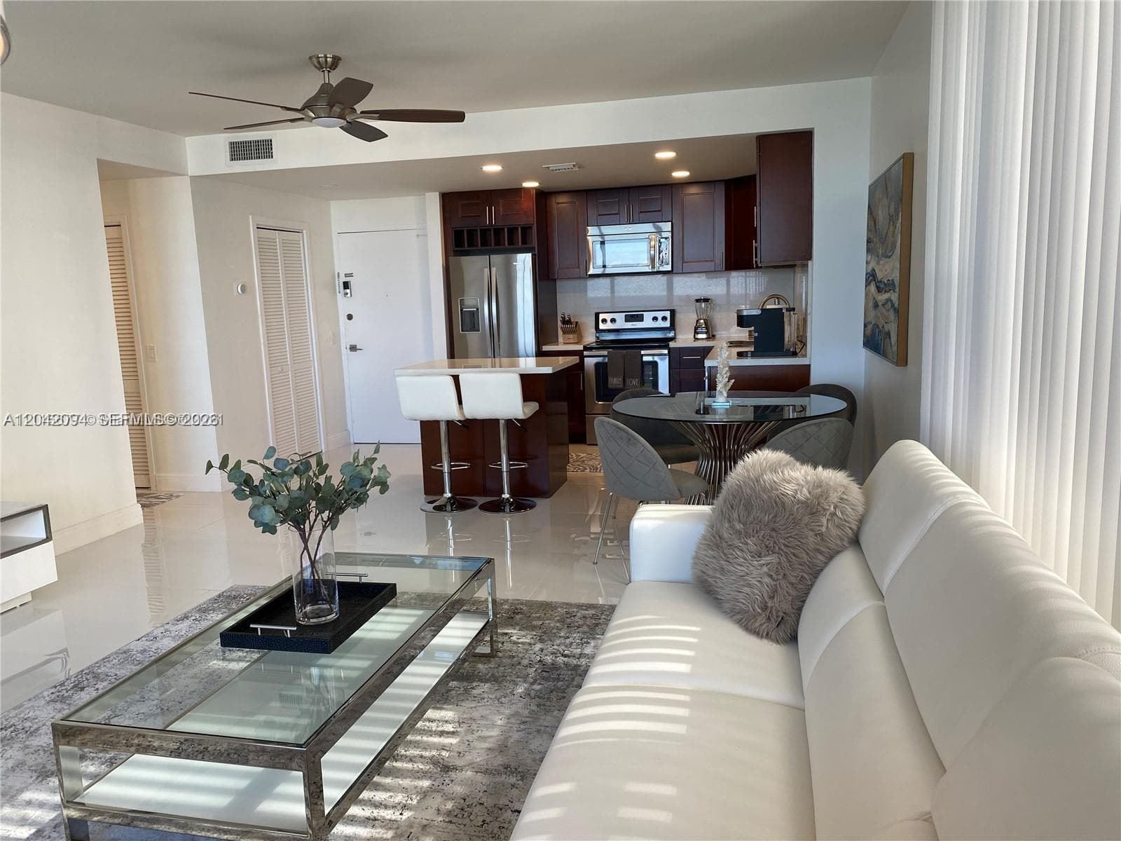 3505 S Ocean Dr (avail July,11 2026) 606 photo 13