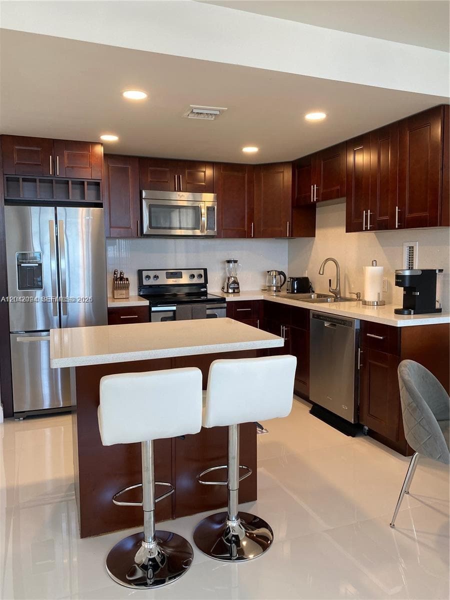 3505 S Ocean Dr (avail July,11 2026) 606 photo 22