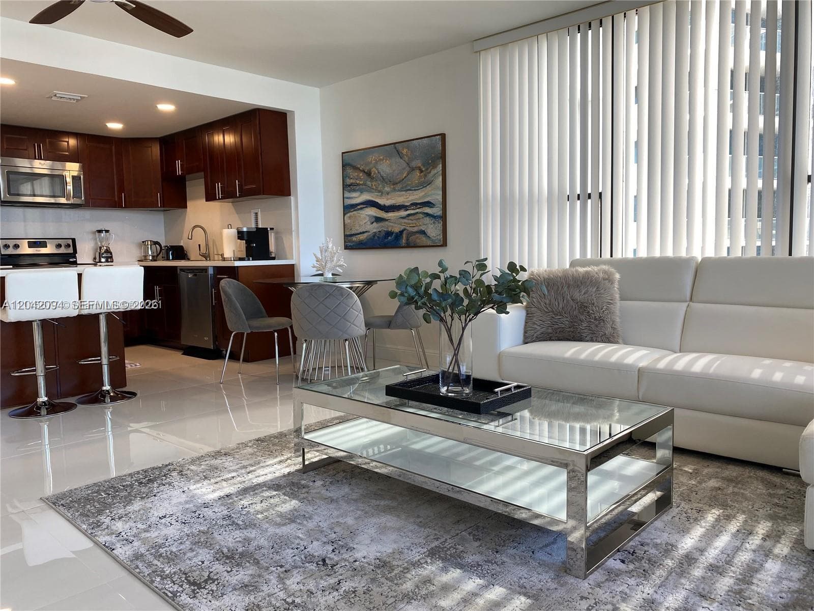 3505 S Ocean Dr (avail July,11 2026) 606 photo 10