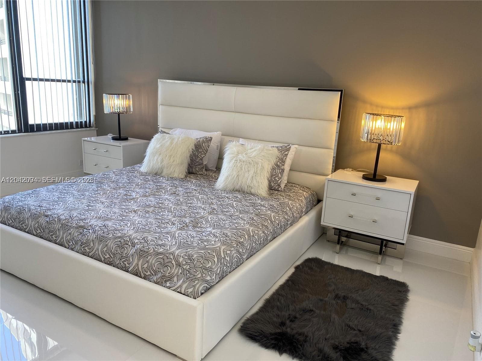 3505 S Ocean Dr (avail July,11 2026) 606 photo 15