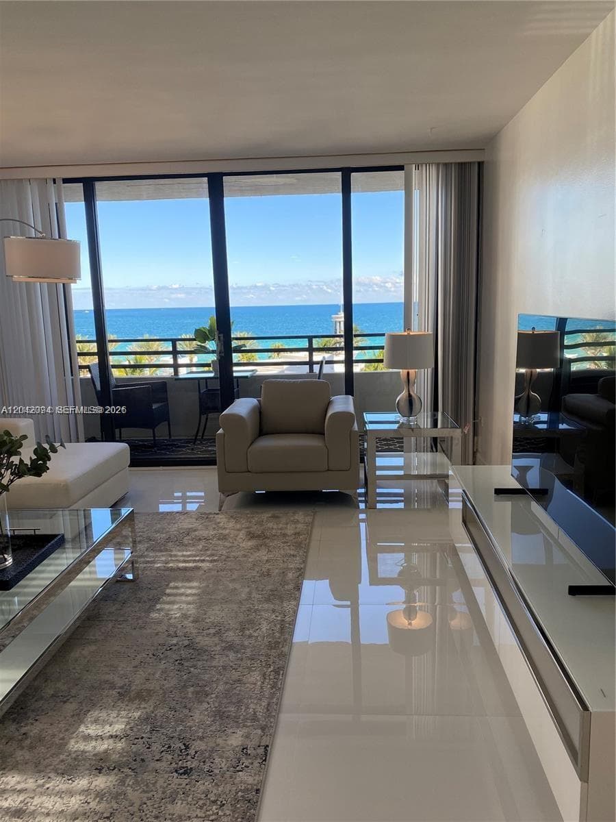 3505 S Ocean Dr (avail July,11 2026) 606 photo 25