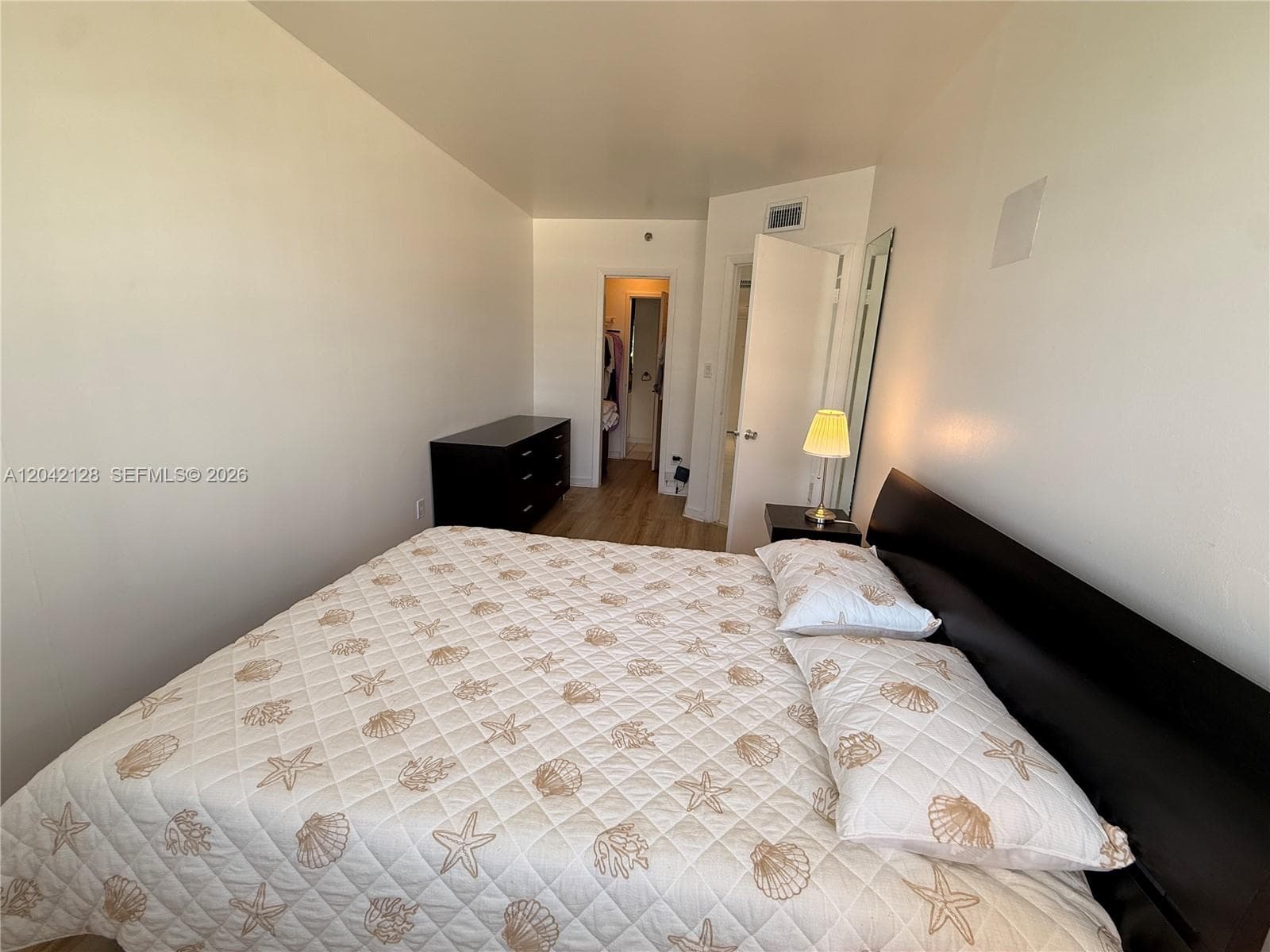 100 Lincoln Rd 1025 photo 13
