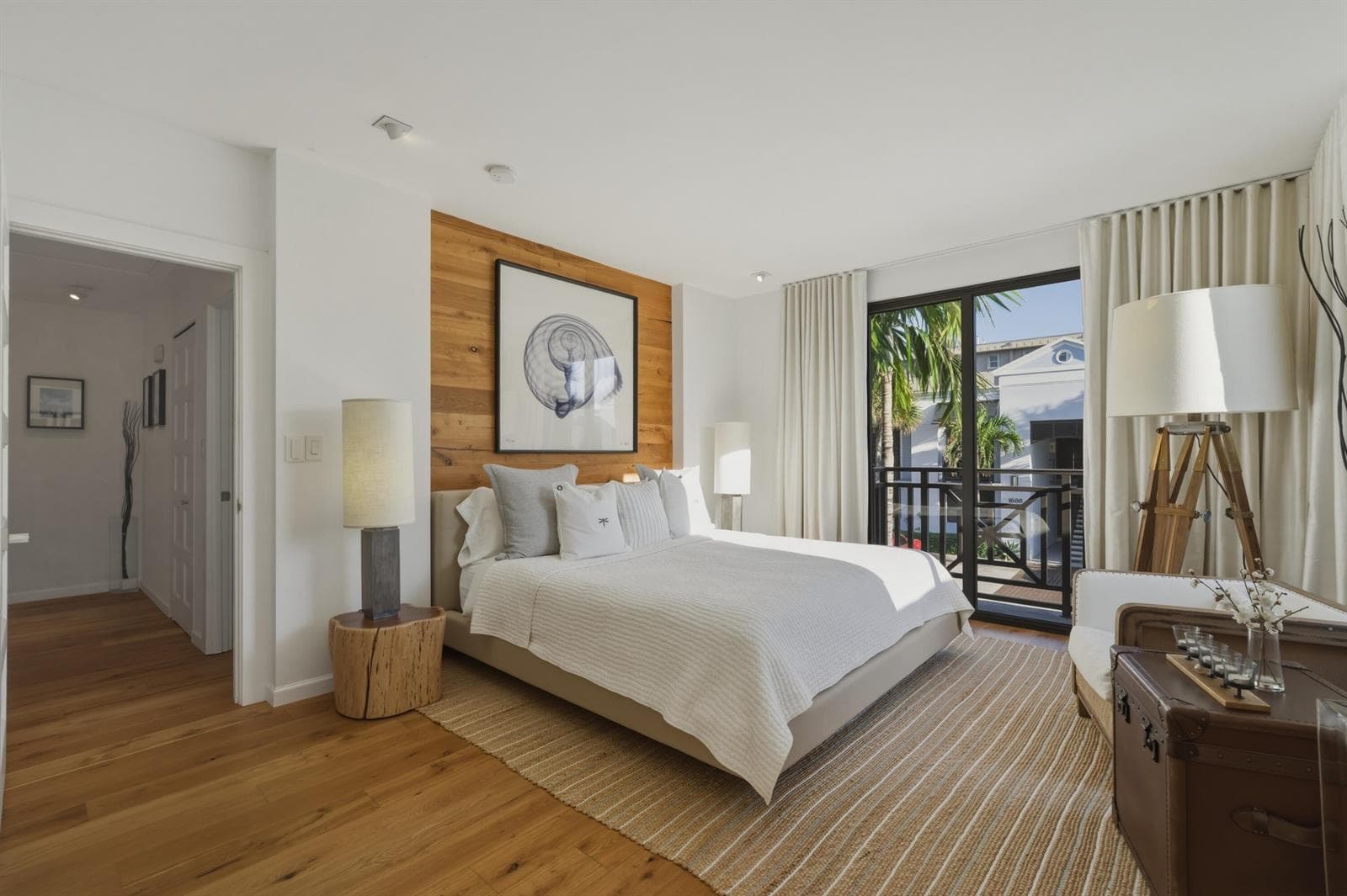 1676 S Ocean Lane 253 photo 18
