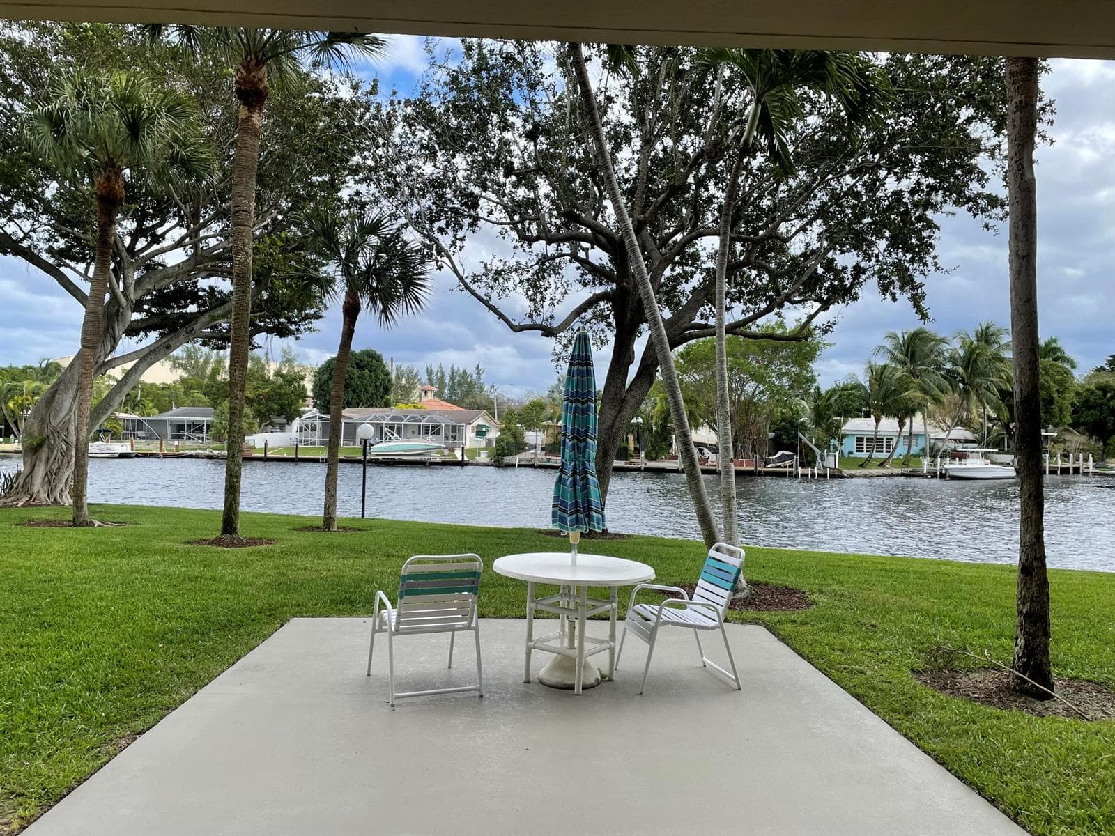14 Royal Palm Way 204 photo 15