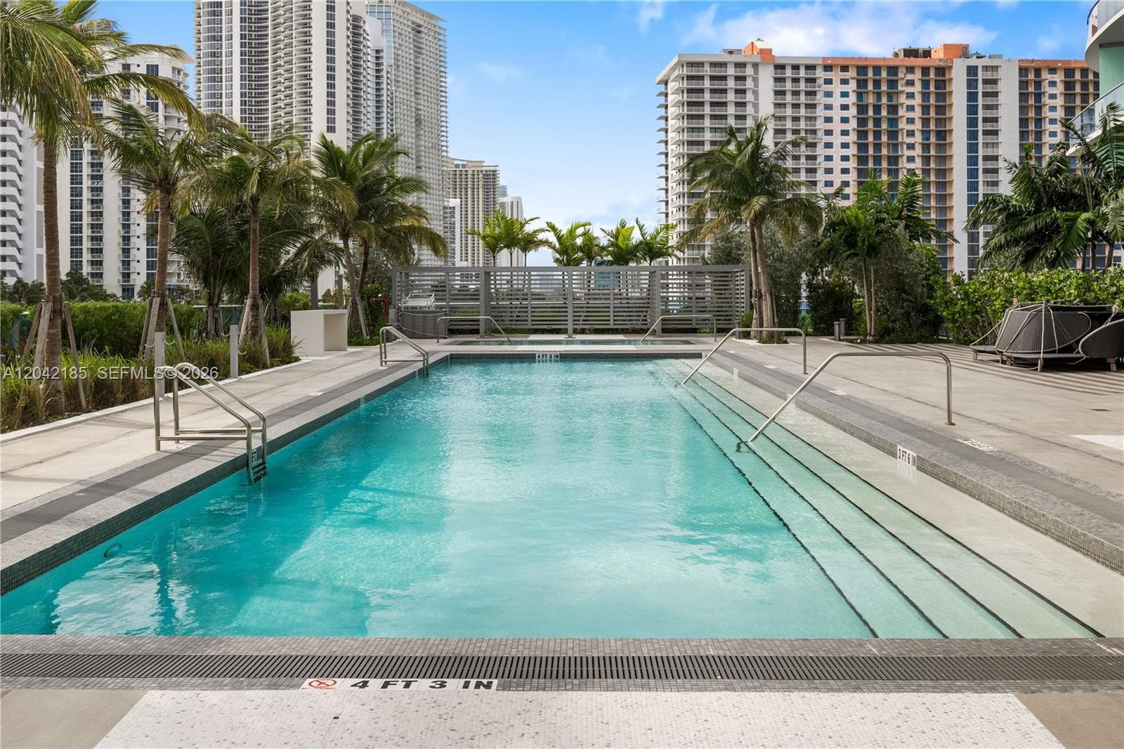 17550 Collins Ave 702 photo 20