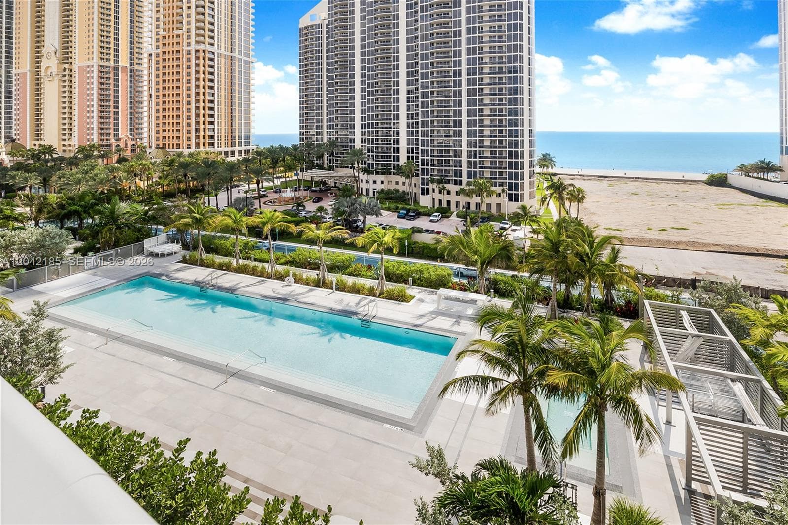 17550 Collins Ave 702 photo 18