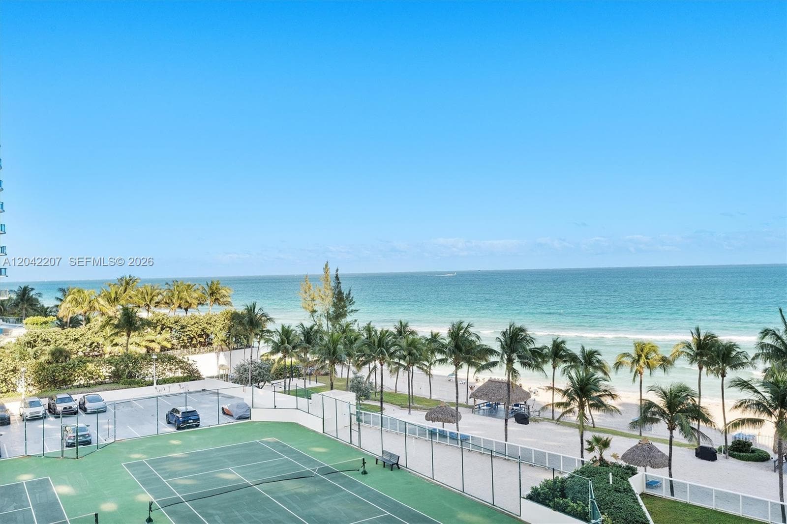 19333 Collins Ave 703 photo 3