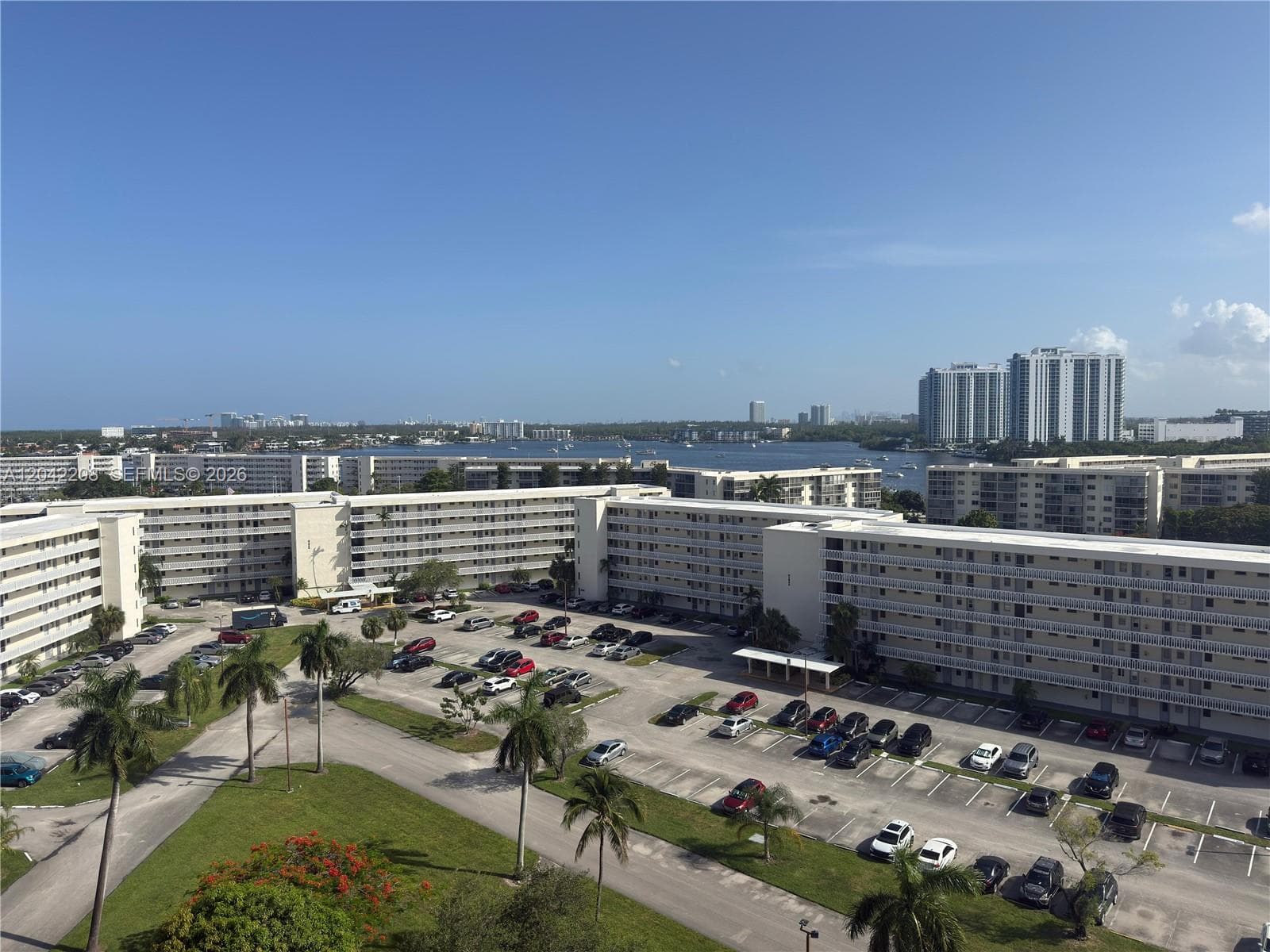18021 Biscayne Blvd 1101 photo 16