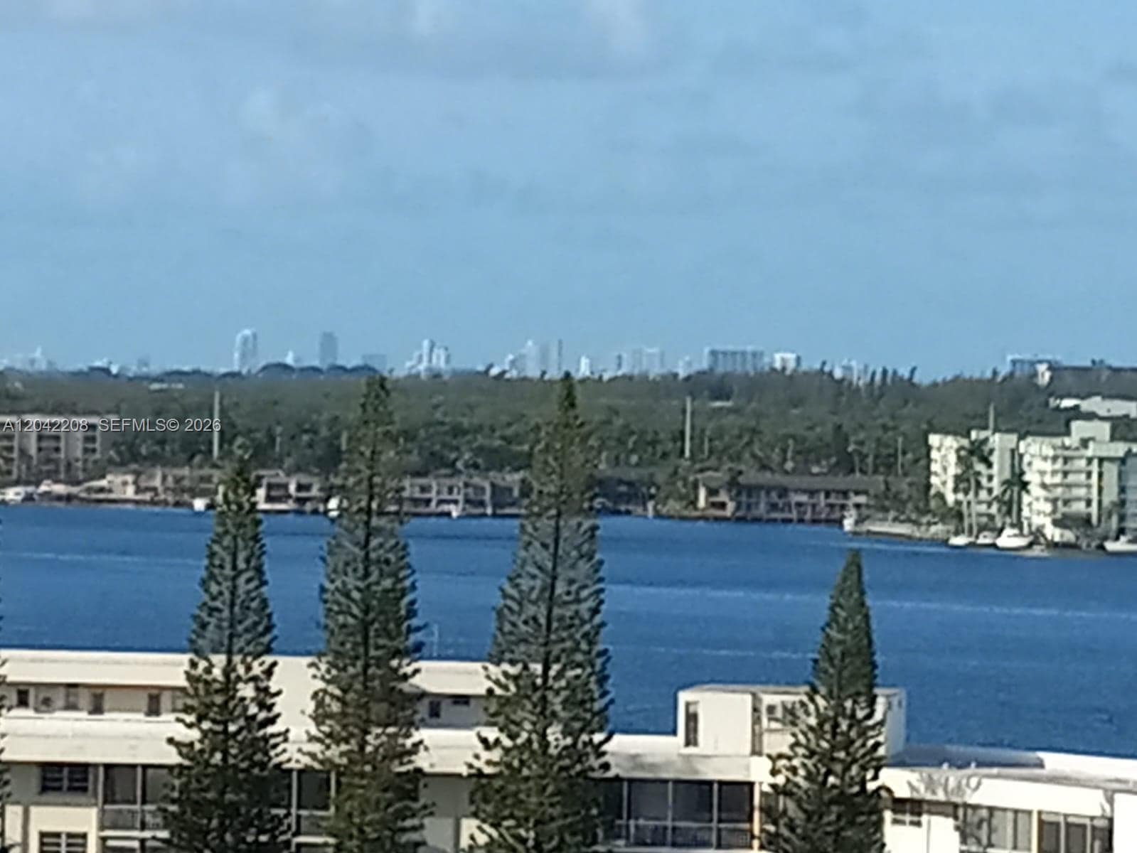 18021 Biscayne Blvd 1101 photo 12