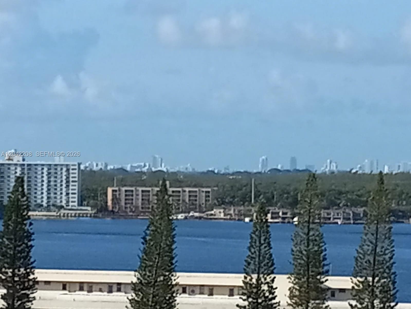 18021 Biscayne Blvd 1101 photo 14