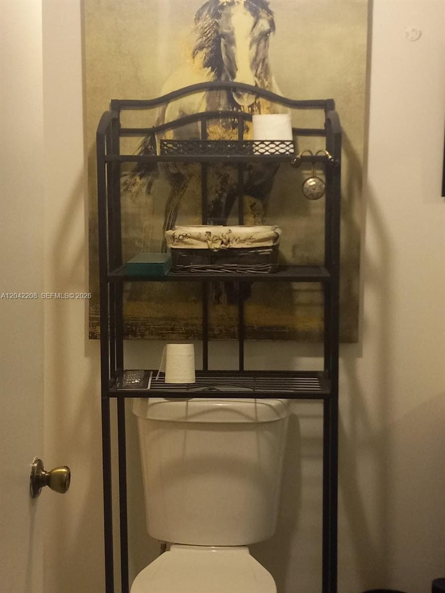 18021 Biscayne Blvd 1101 photo 8