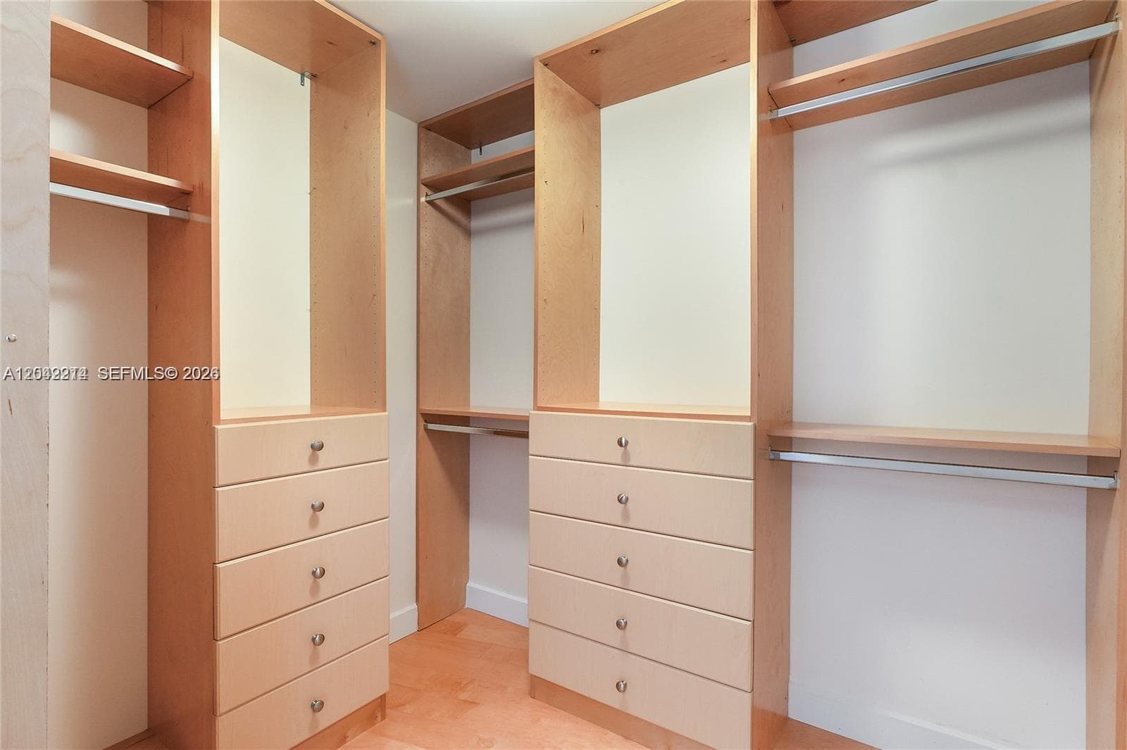 17201 Collins Ave+Den 803 photo 17