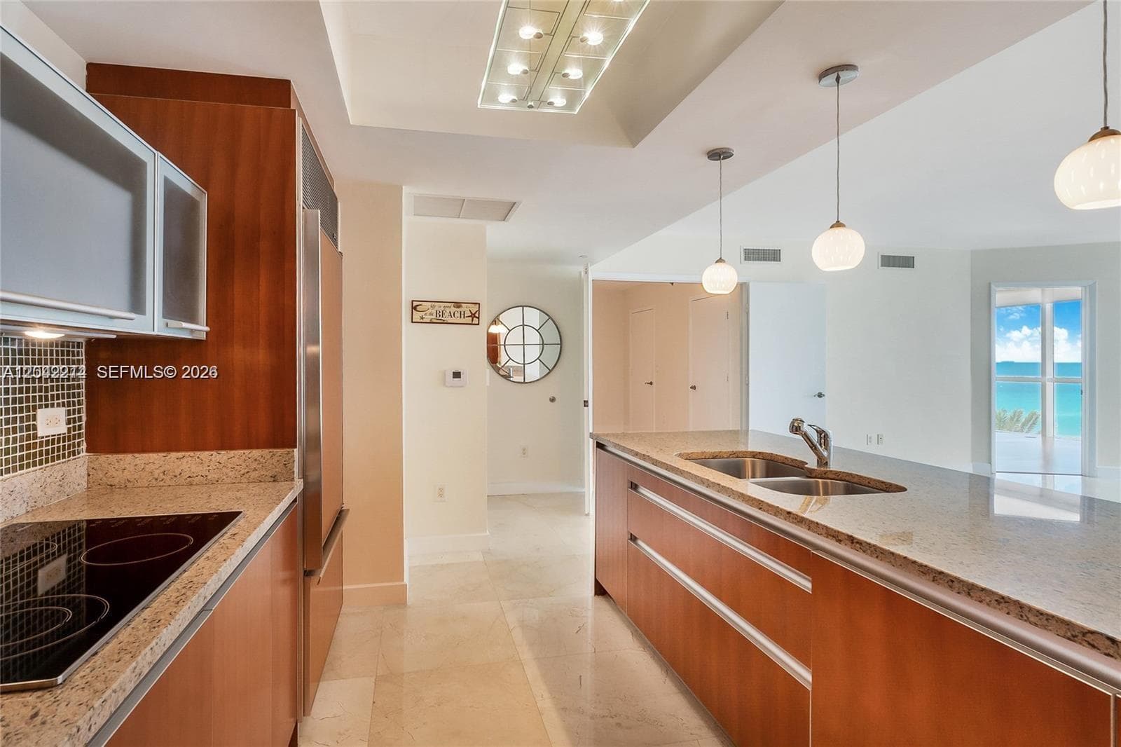 17201 Collins Ave+Den 803 photo 5