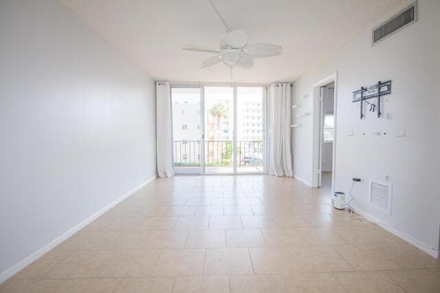 301 Croton Avenue 303 photo 3