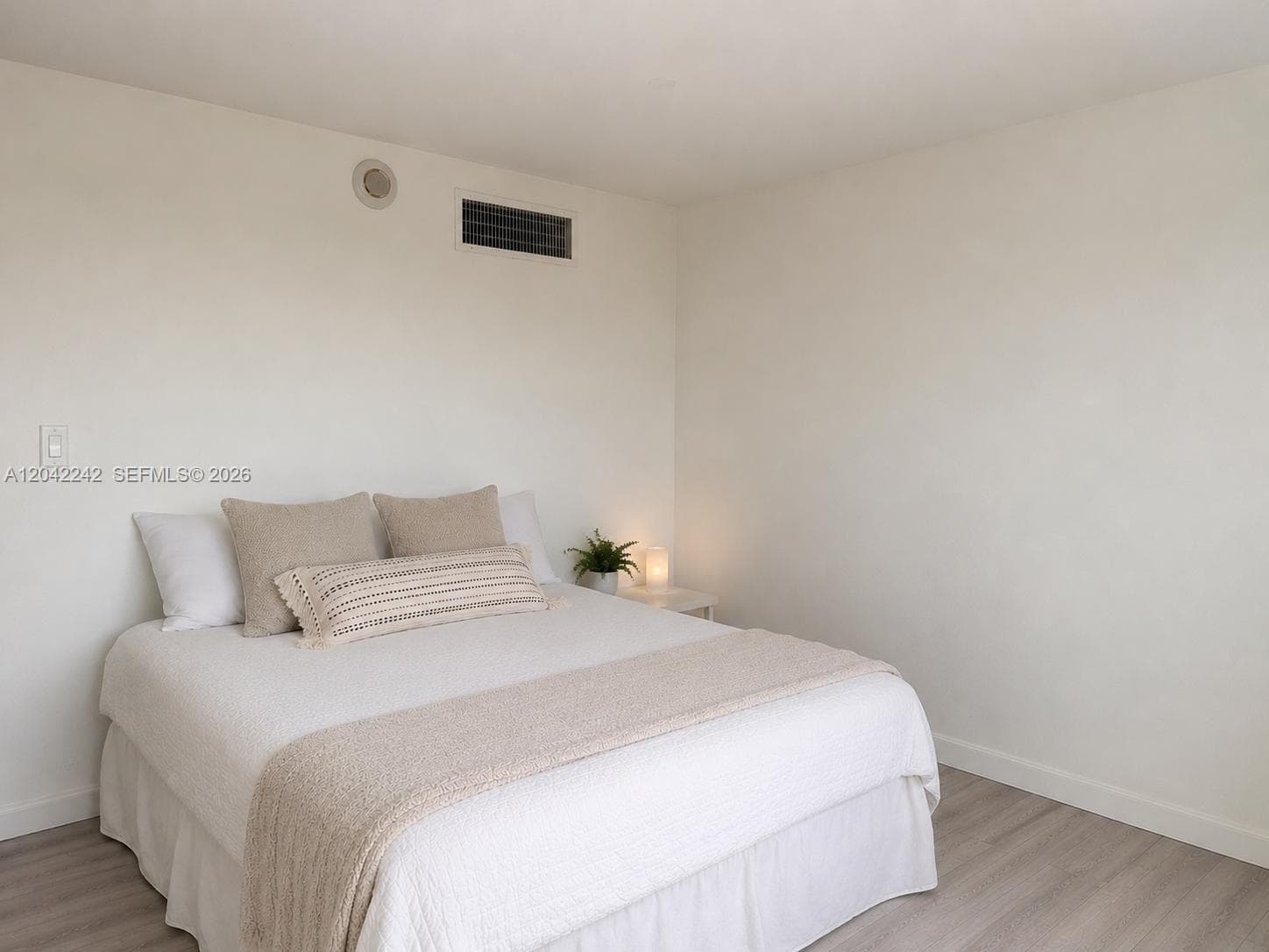 10275 Collins Ave 431 photo 5