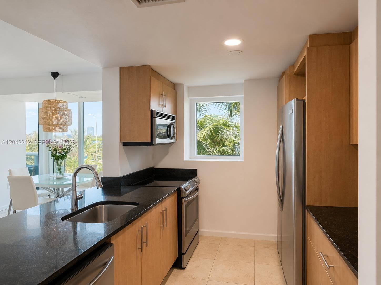 10275 Collins Ave 431 photo 9