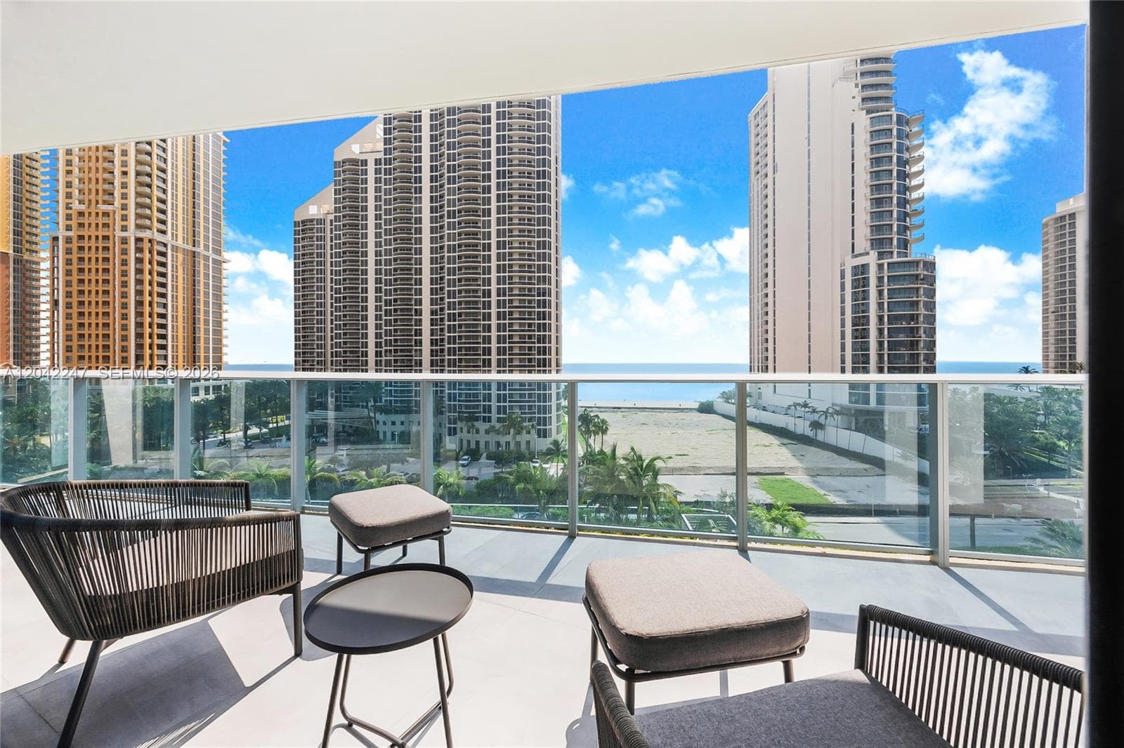 17550 Collins Ave 702 photo 7