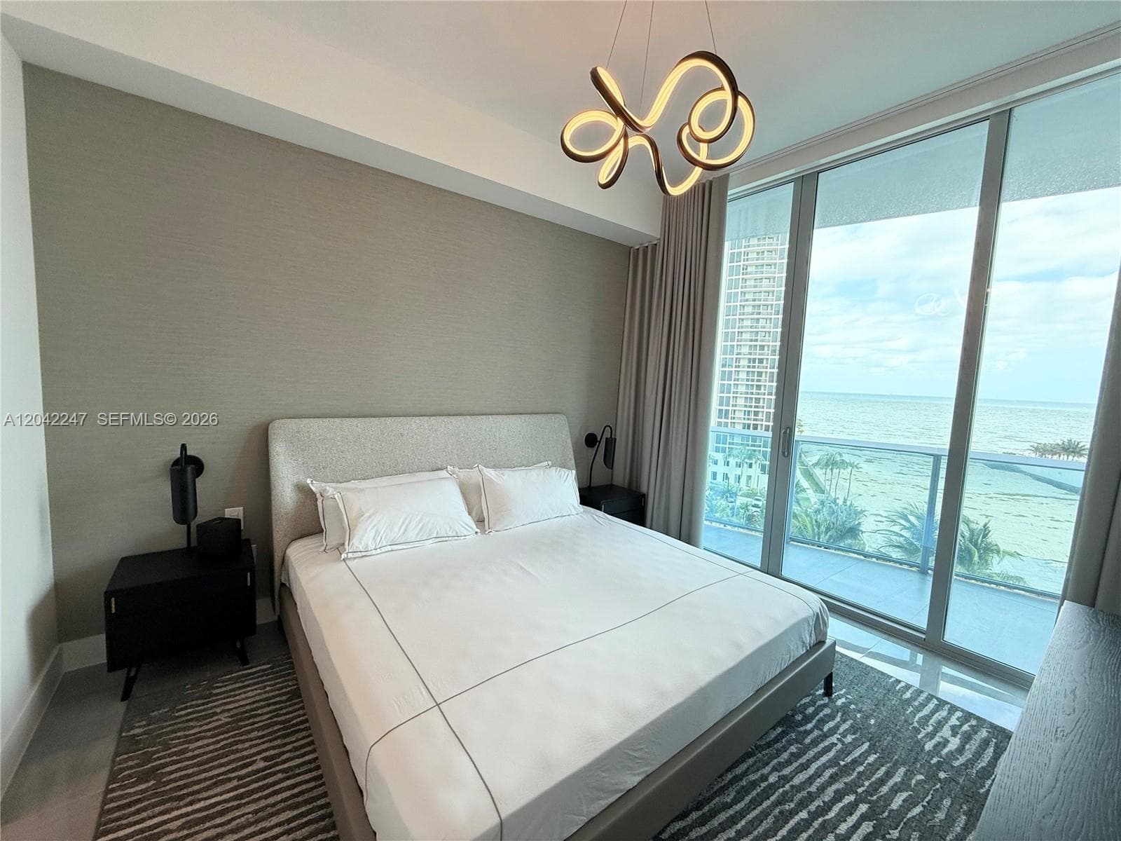 17550 Collins Ave 702 photo 14