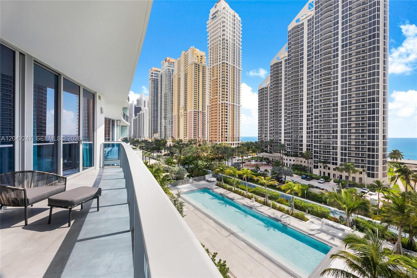 17550 Collins Ave 702 photo 19