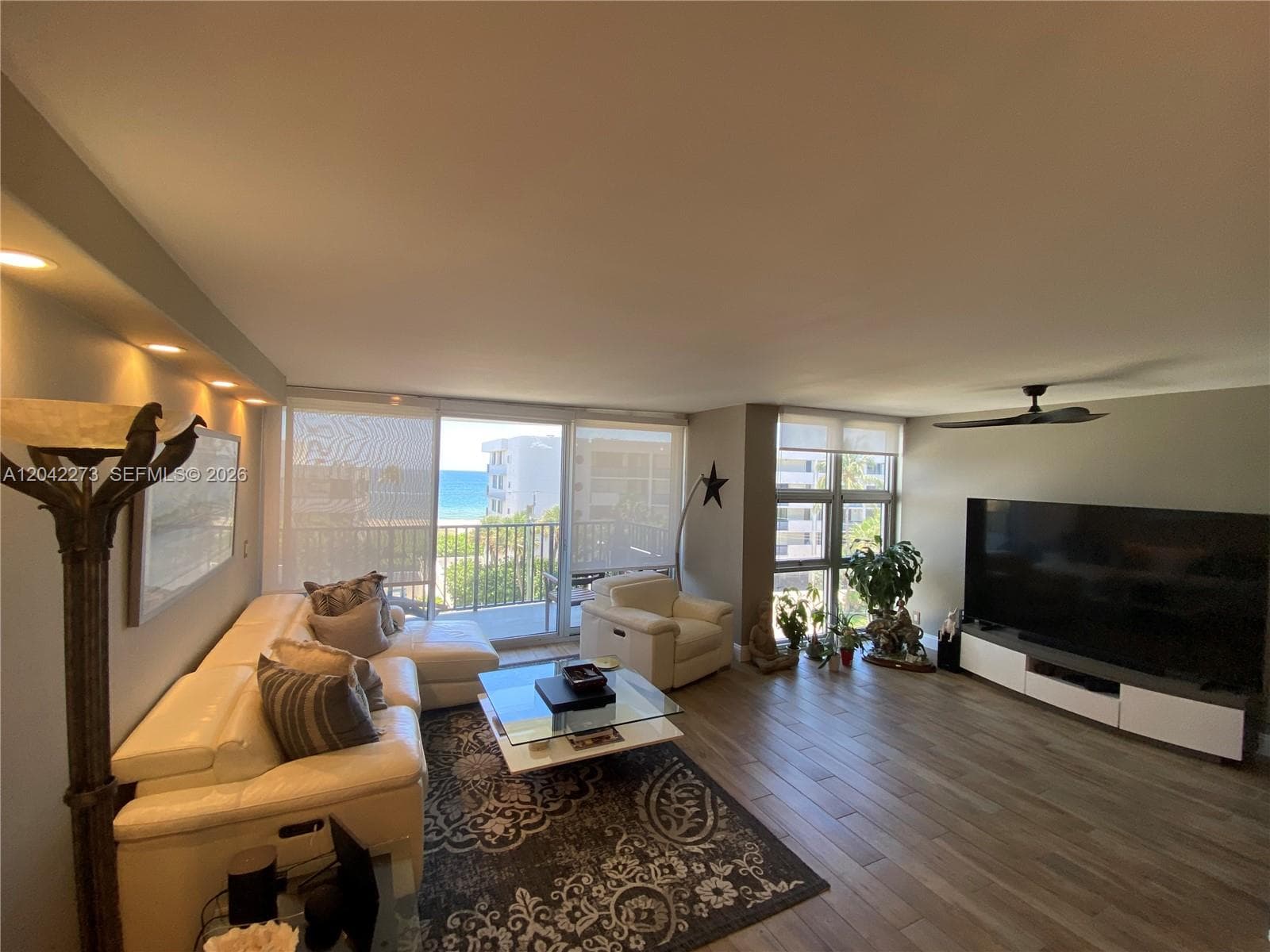 531 N ocean 611 photo 11