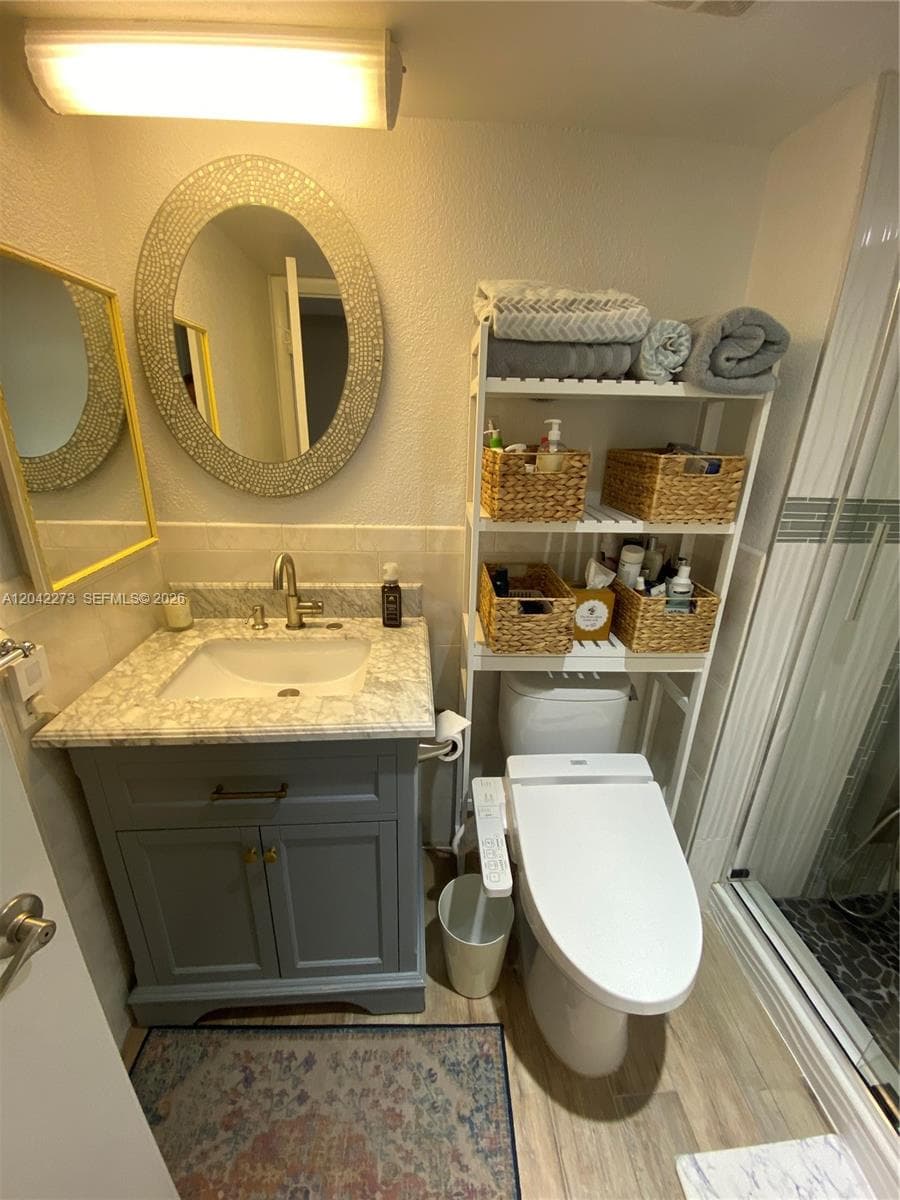 531 N ocean 611 photo 19