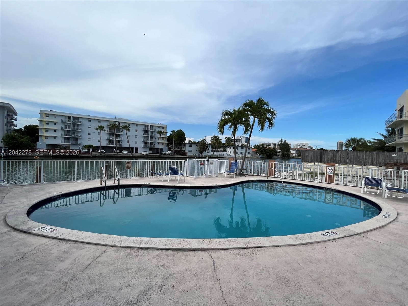 1185 Marseille Dr 309 photo 8