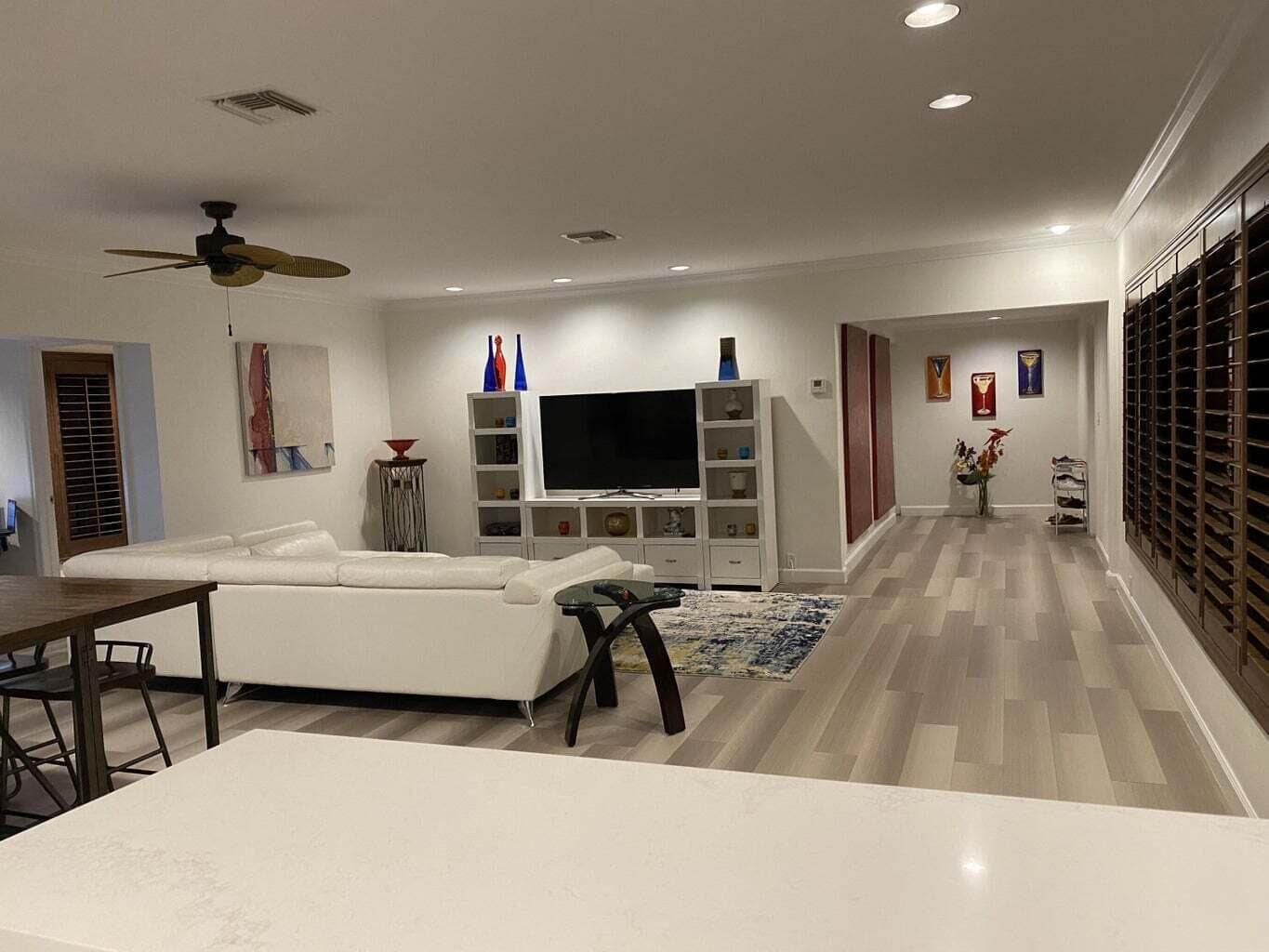 325 Sunset Drive A photo 4