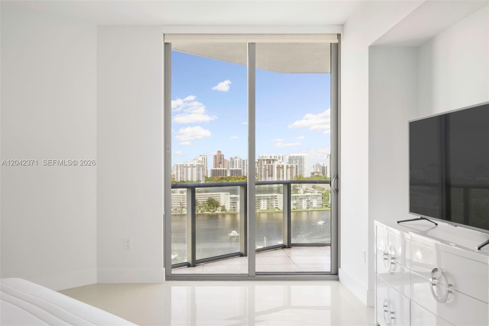 17301 Biscayne Blvd 1704 photo 22