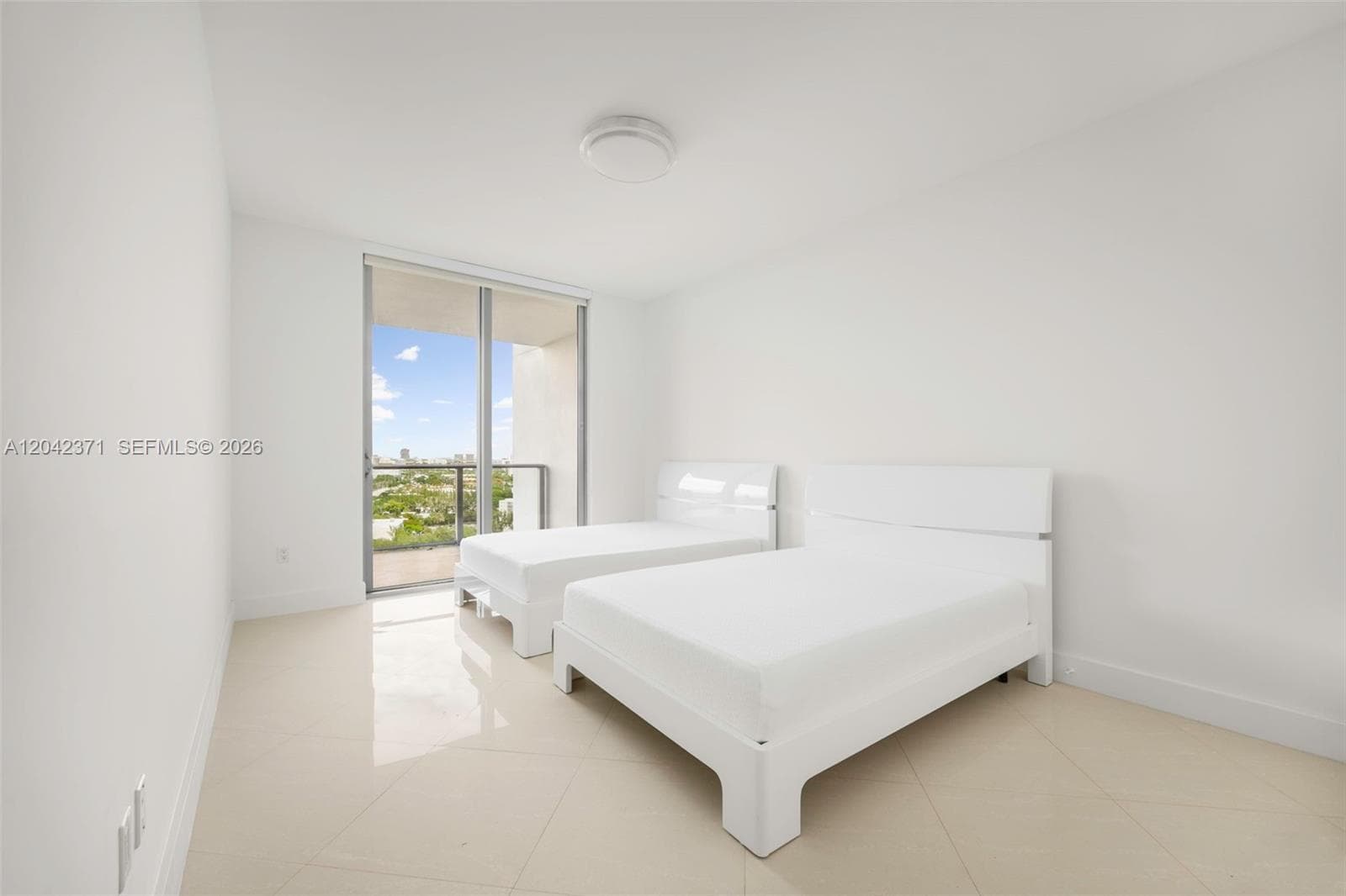 17301 Biscayne Blvd 1704 photo 18