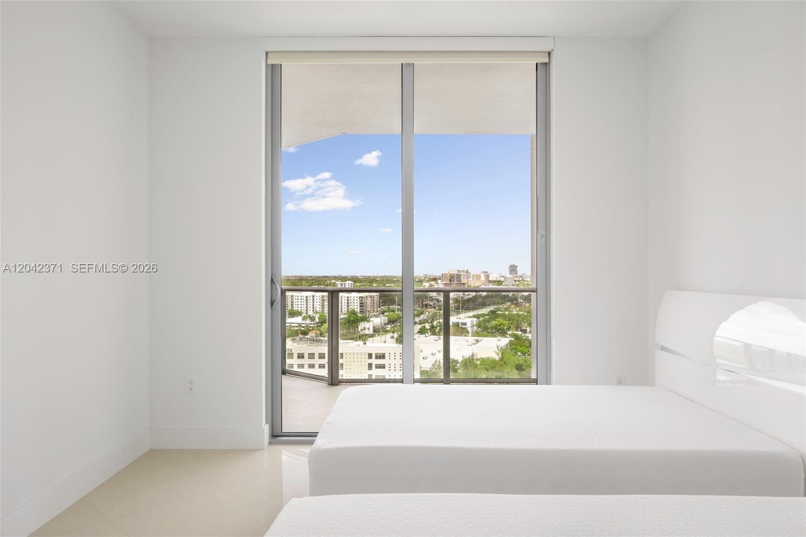 17301 Biscayne Blvd 1704 photo 19
