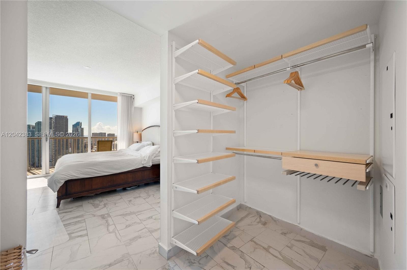 1750 N Bayshore Dr 5212 photo 9