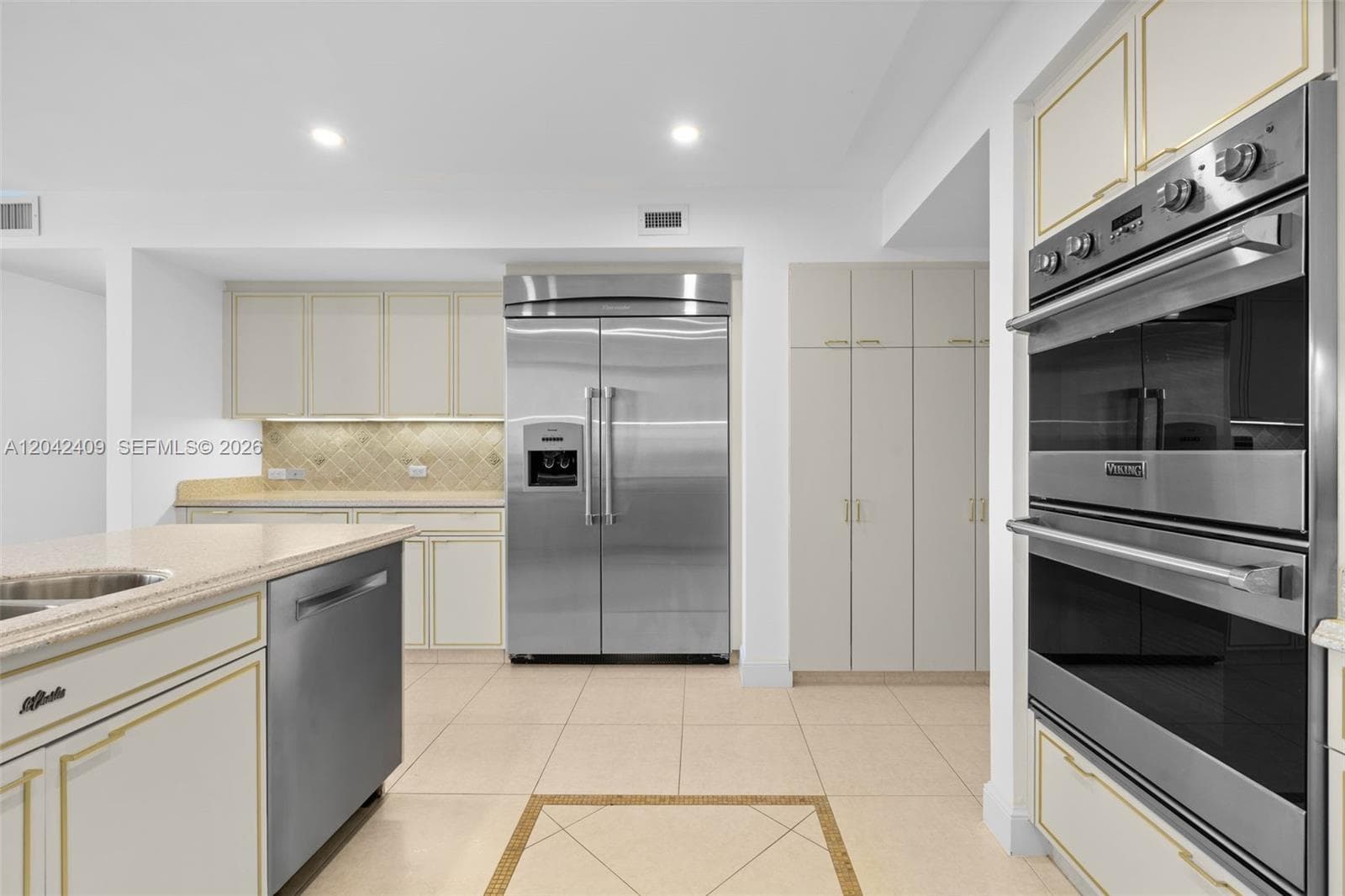 1500 S Ocean Blvd 804 photo 13