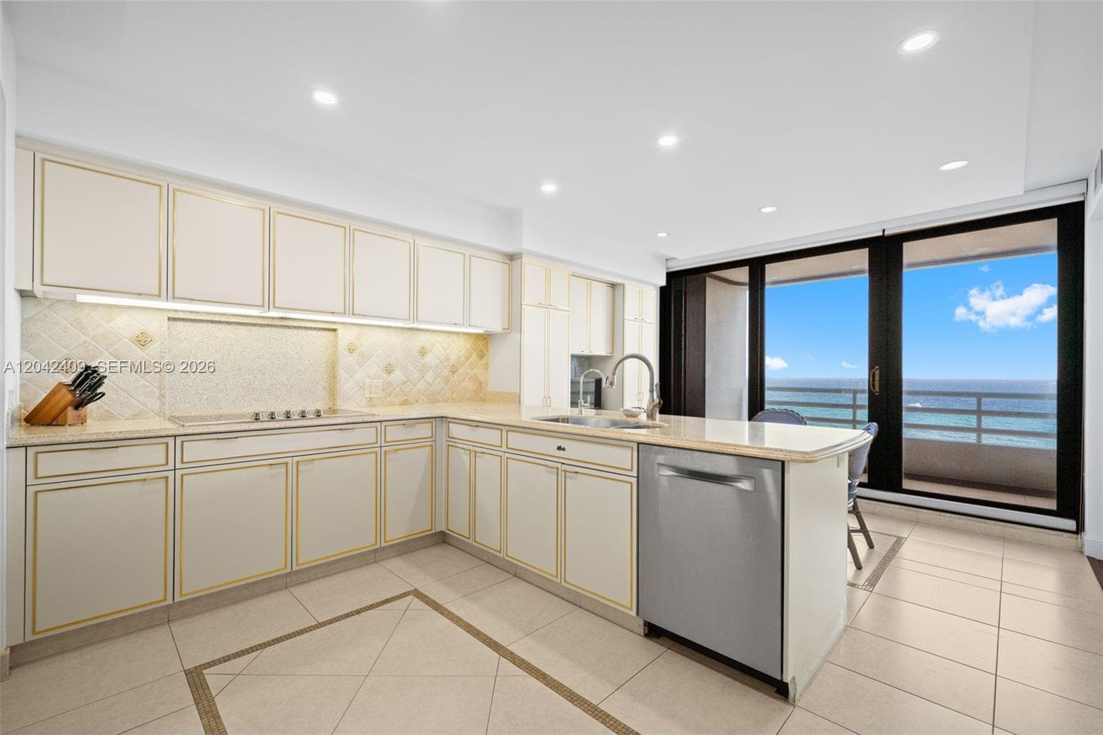 1500 S Ocean Blvd 804 photo 12