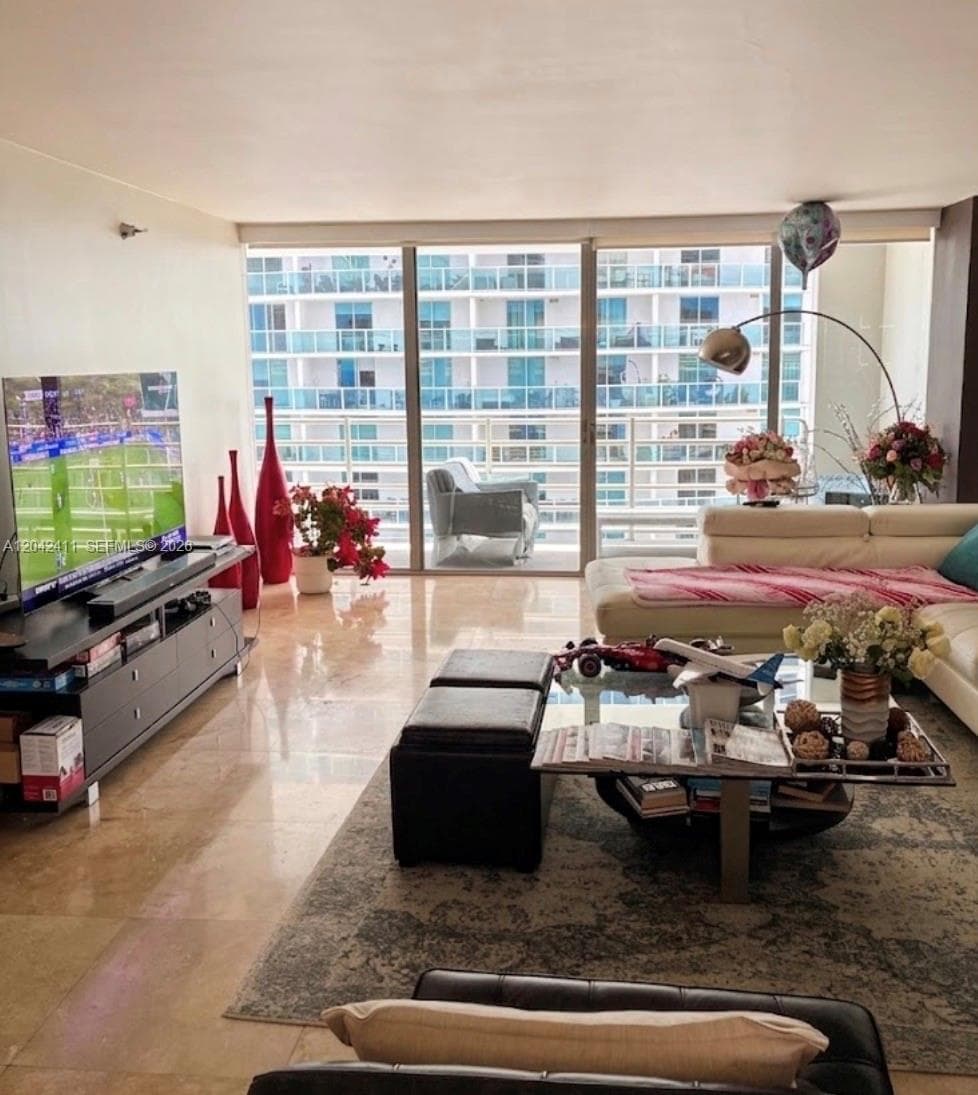 2025 Brickell Ave 1903 photo 5