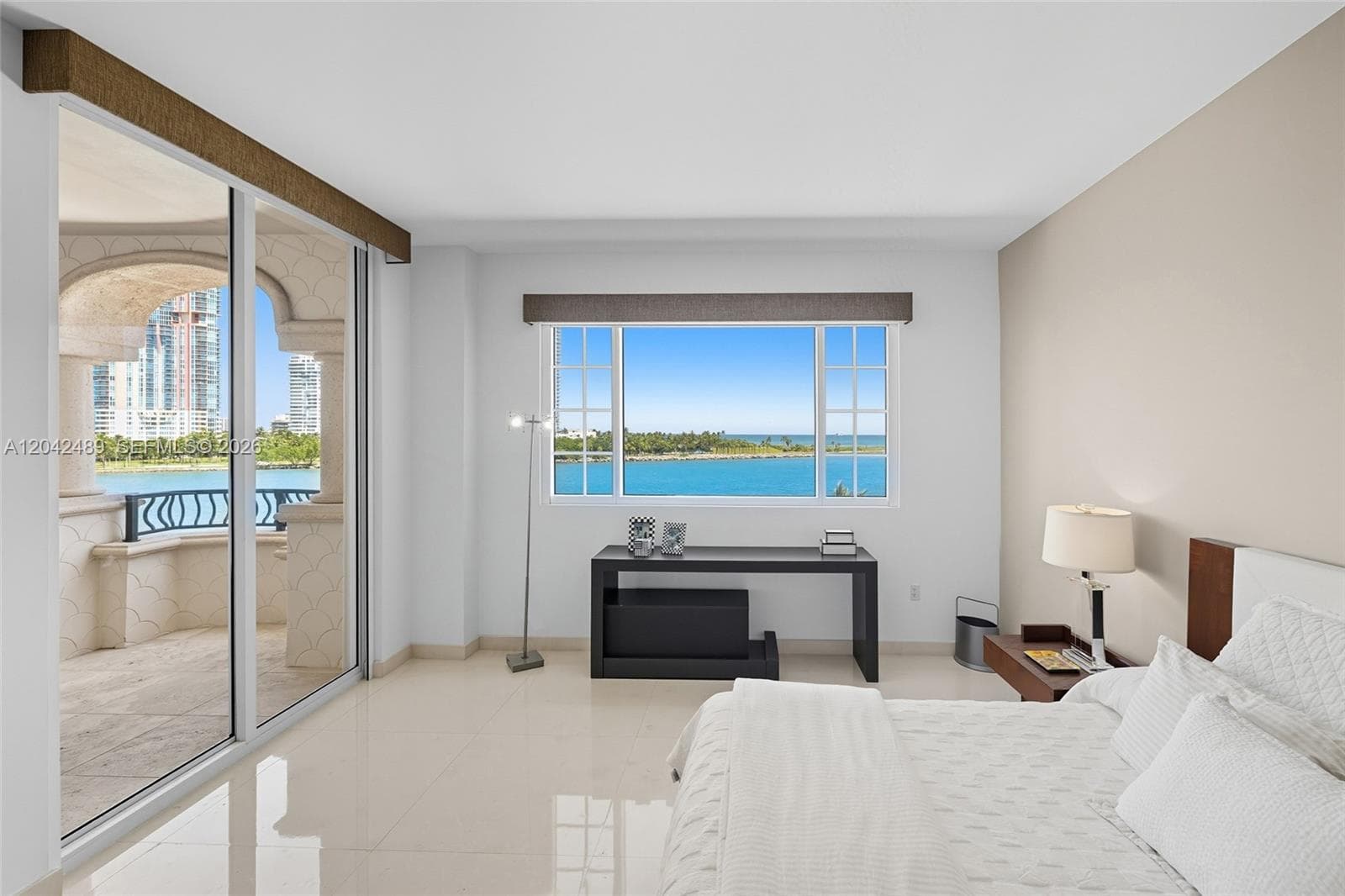 7141 Fisher Island Dr 7141 photo 17