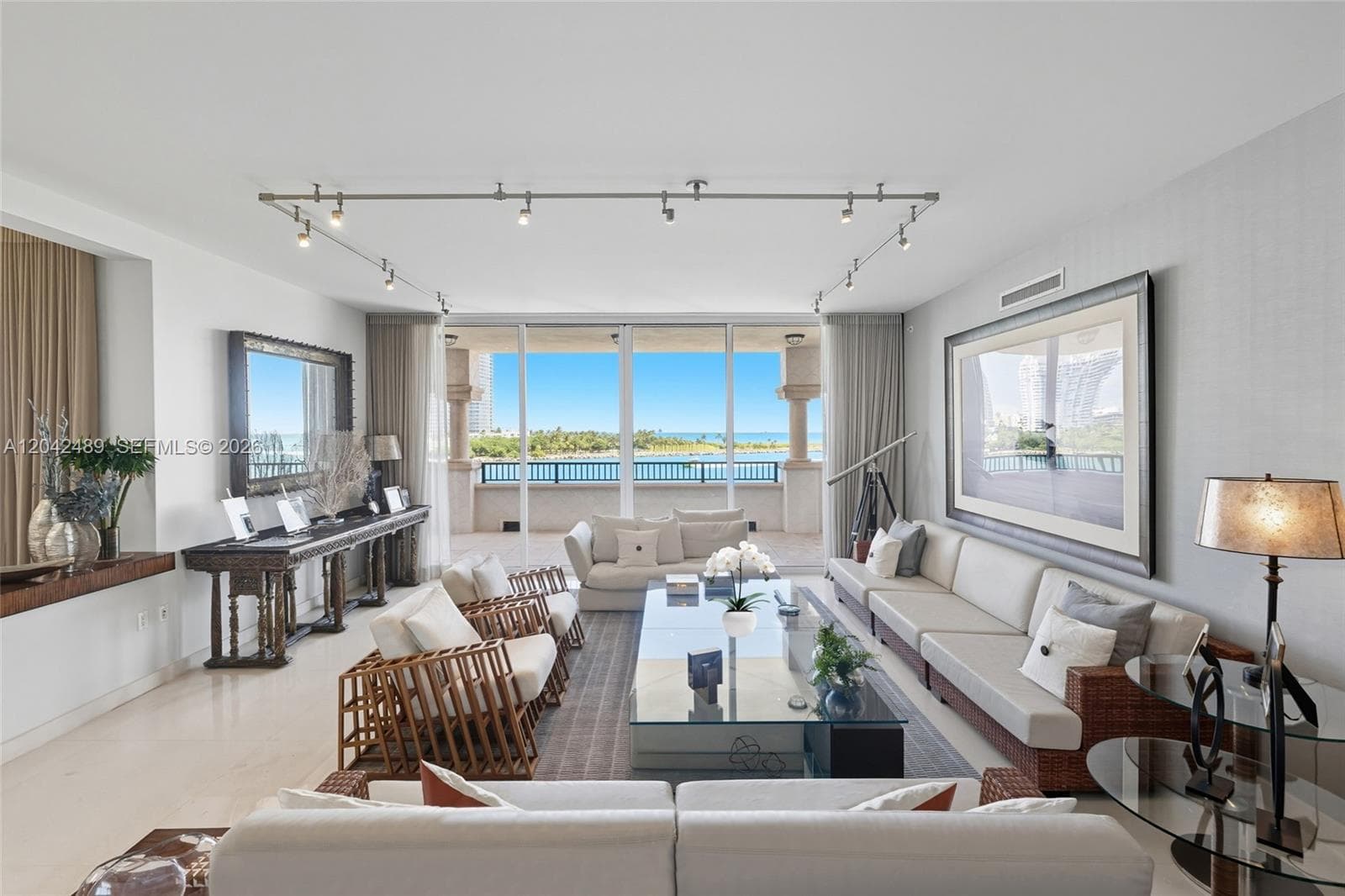 7141 Fisher Island Dr 7141 photo 3