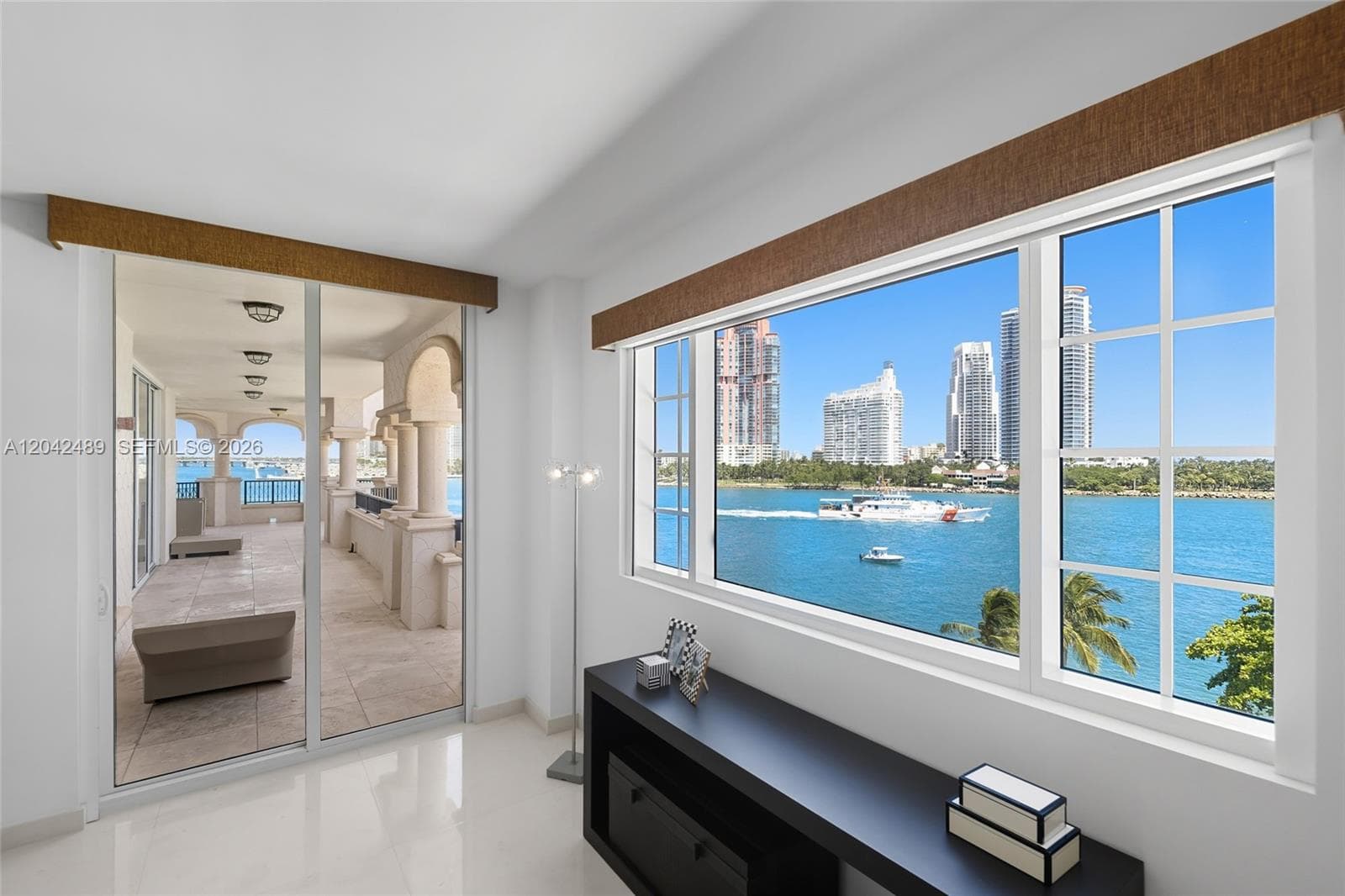 7141 Fisher Island Dr 7141 photo 18