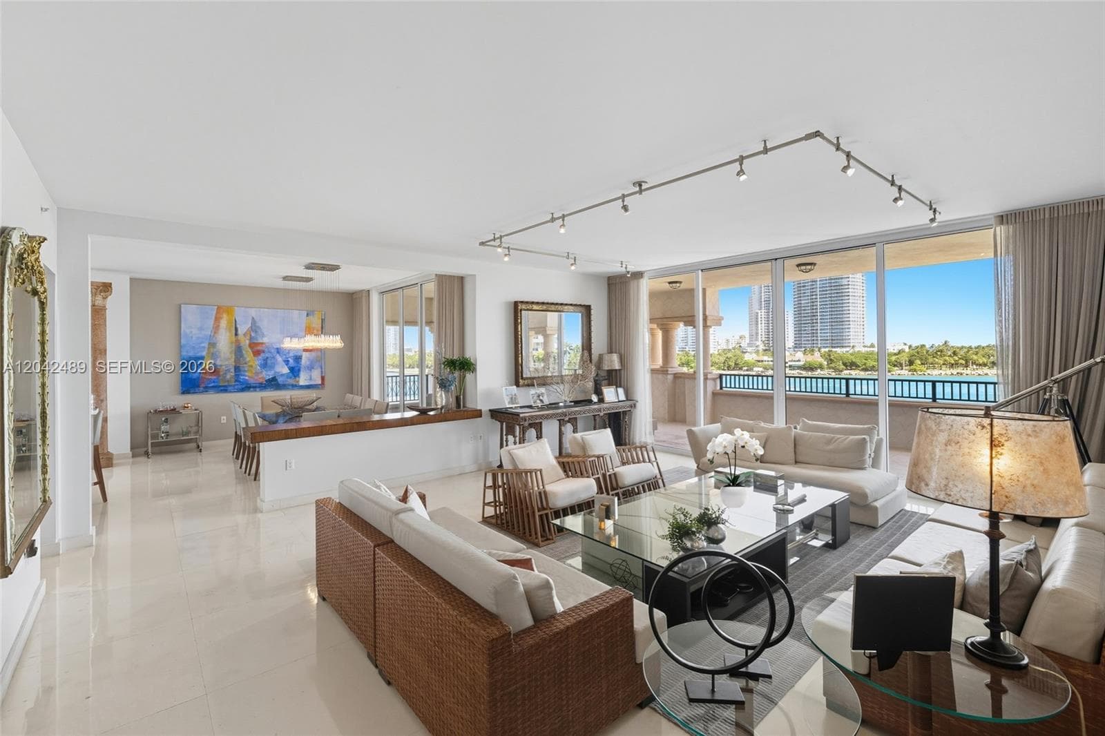 7141 Fisher Island Dr 7141 photo 4